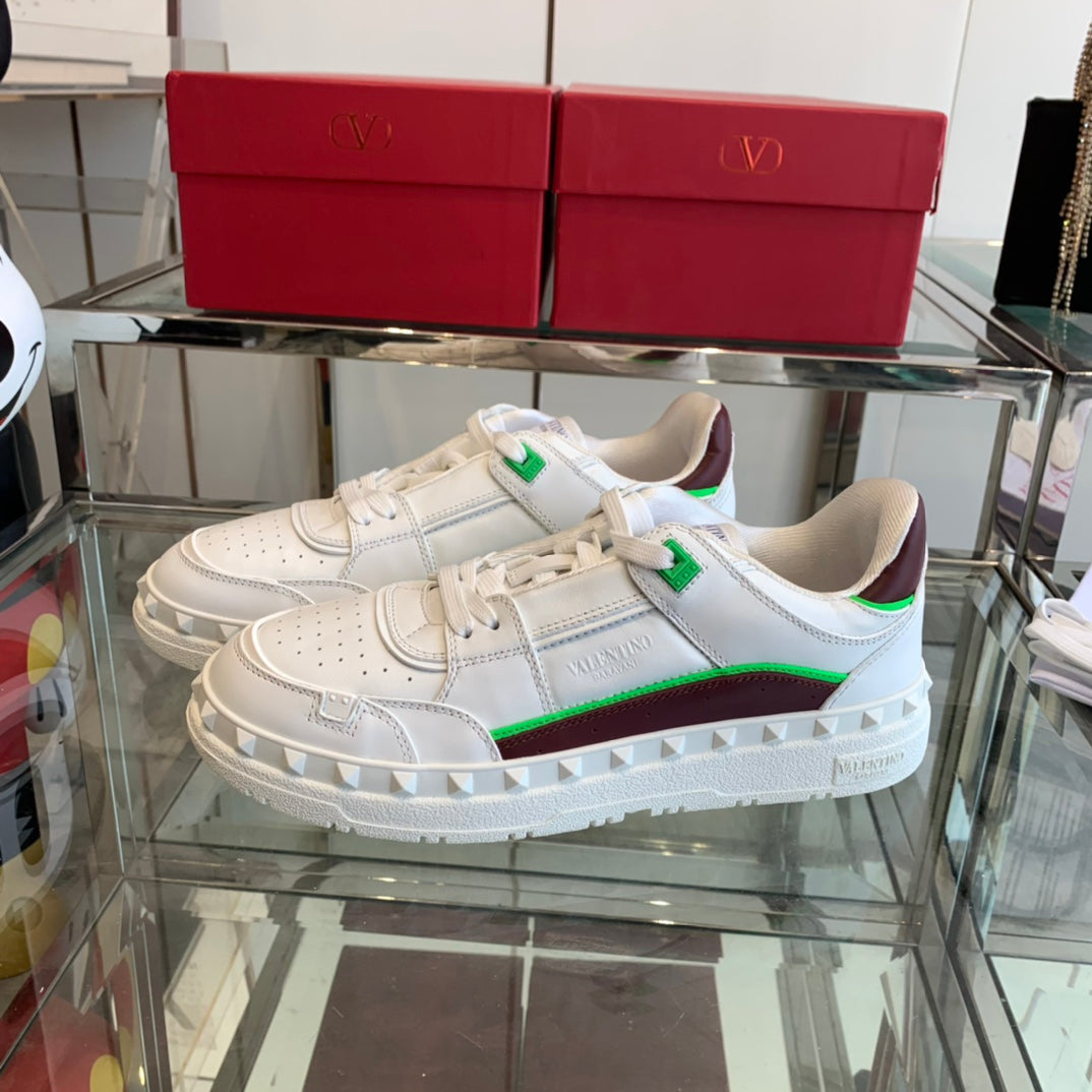 LuxluxHouse Best Quality Shoes Valentino