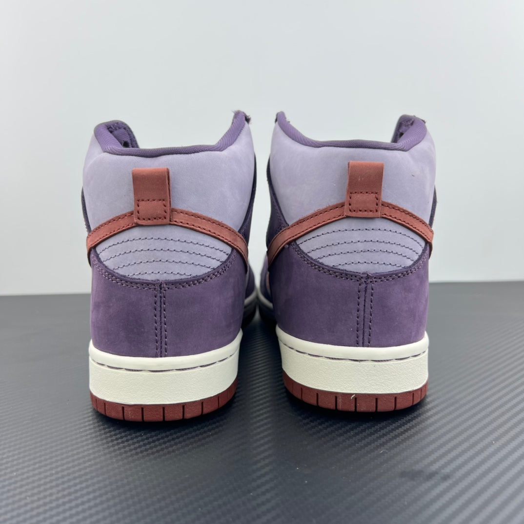 AY Batch-Dunk SB Pro High “Daybreak Plum”