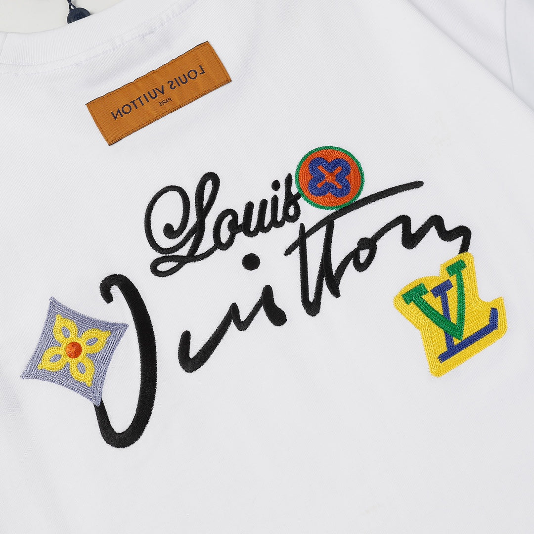 LuxluxHouse Best Quality Clothes T-shirt Louis Vuitton