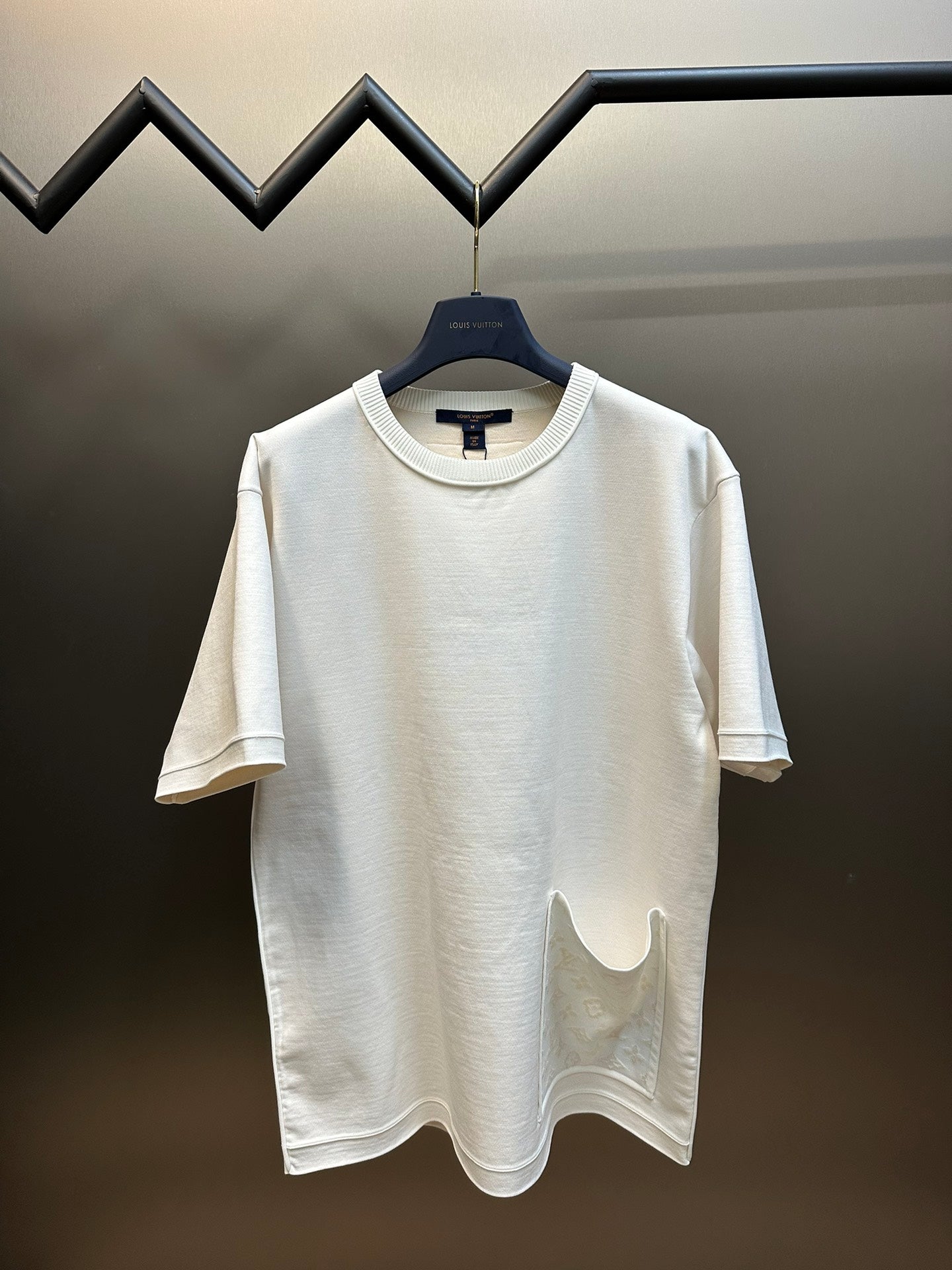 LuxluxHouse Louis Vuitton T-shirt NO.2