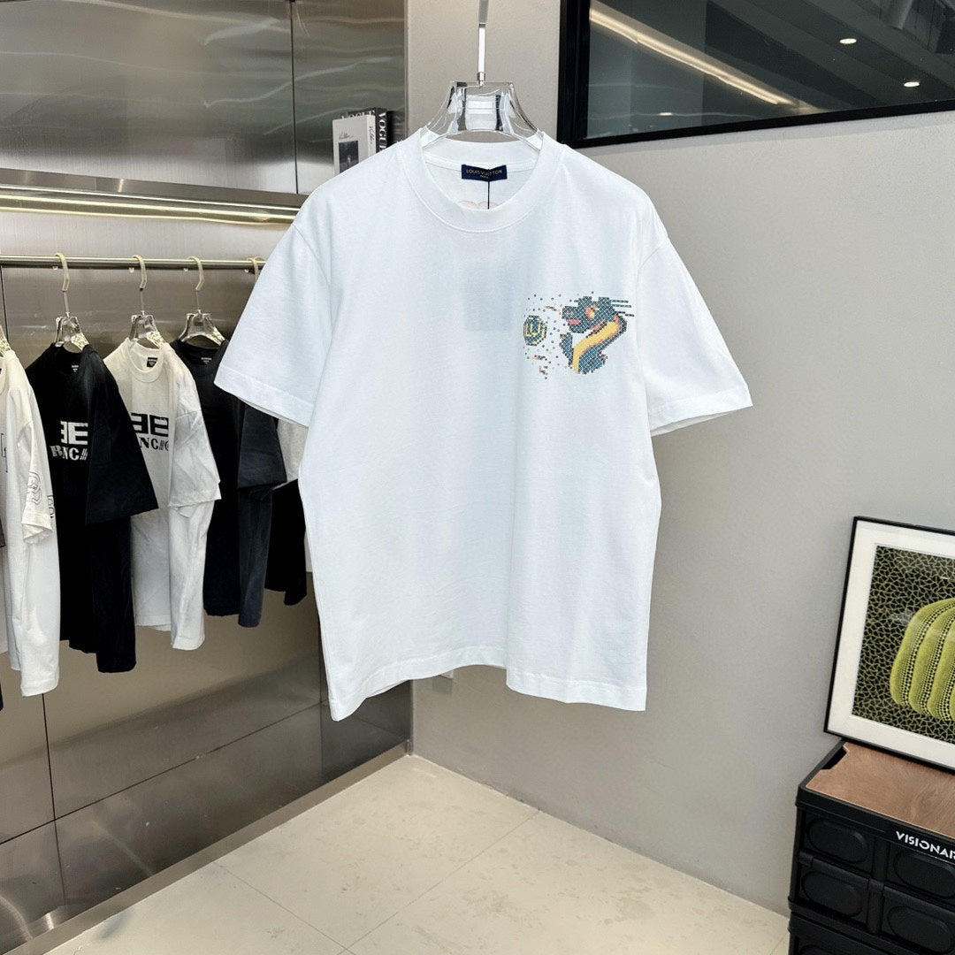 LuxluxHouse Louis Vuitton T-shirt NO.2