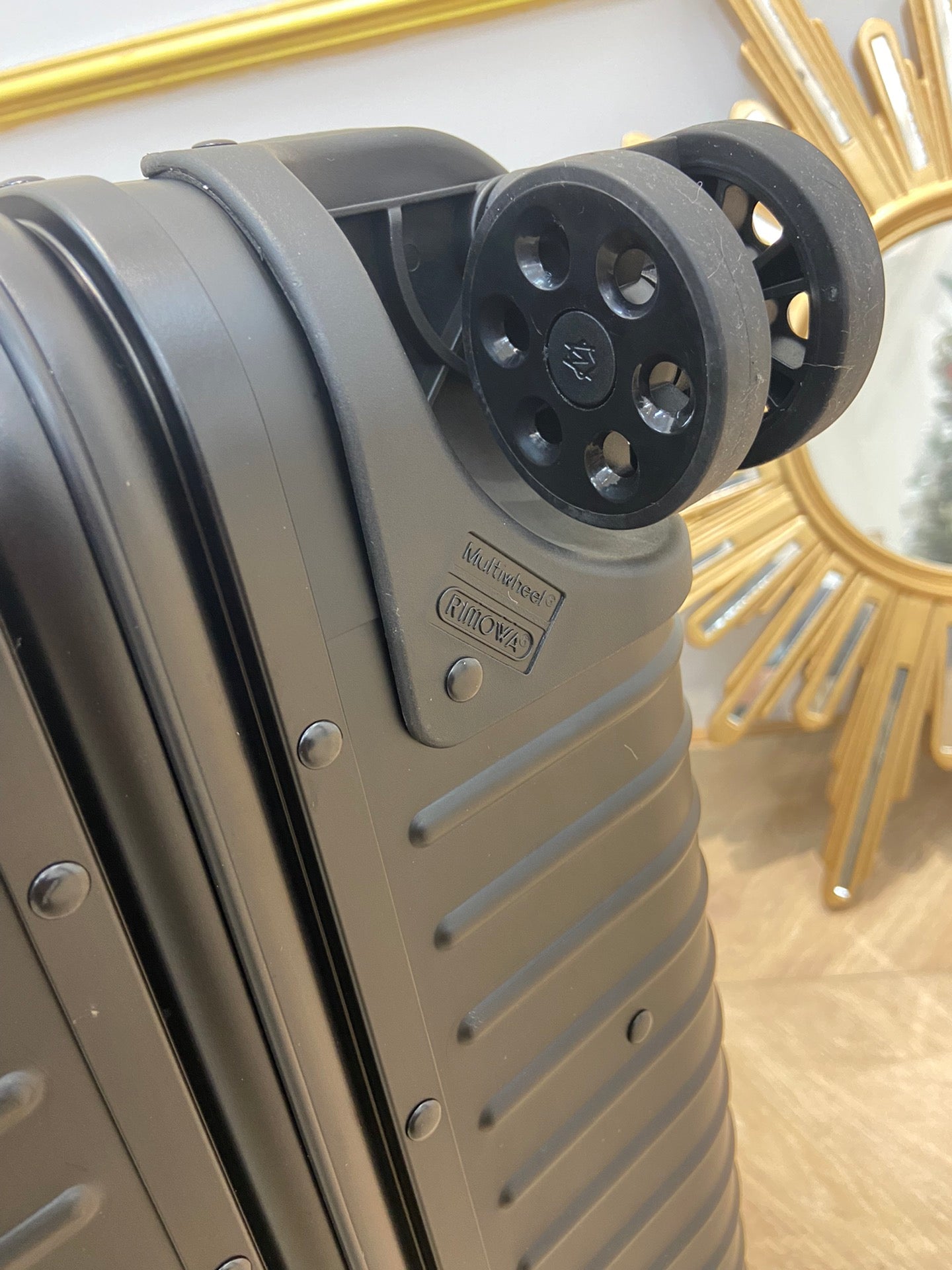 LuxluxHouse Best Quality Bags Luggage