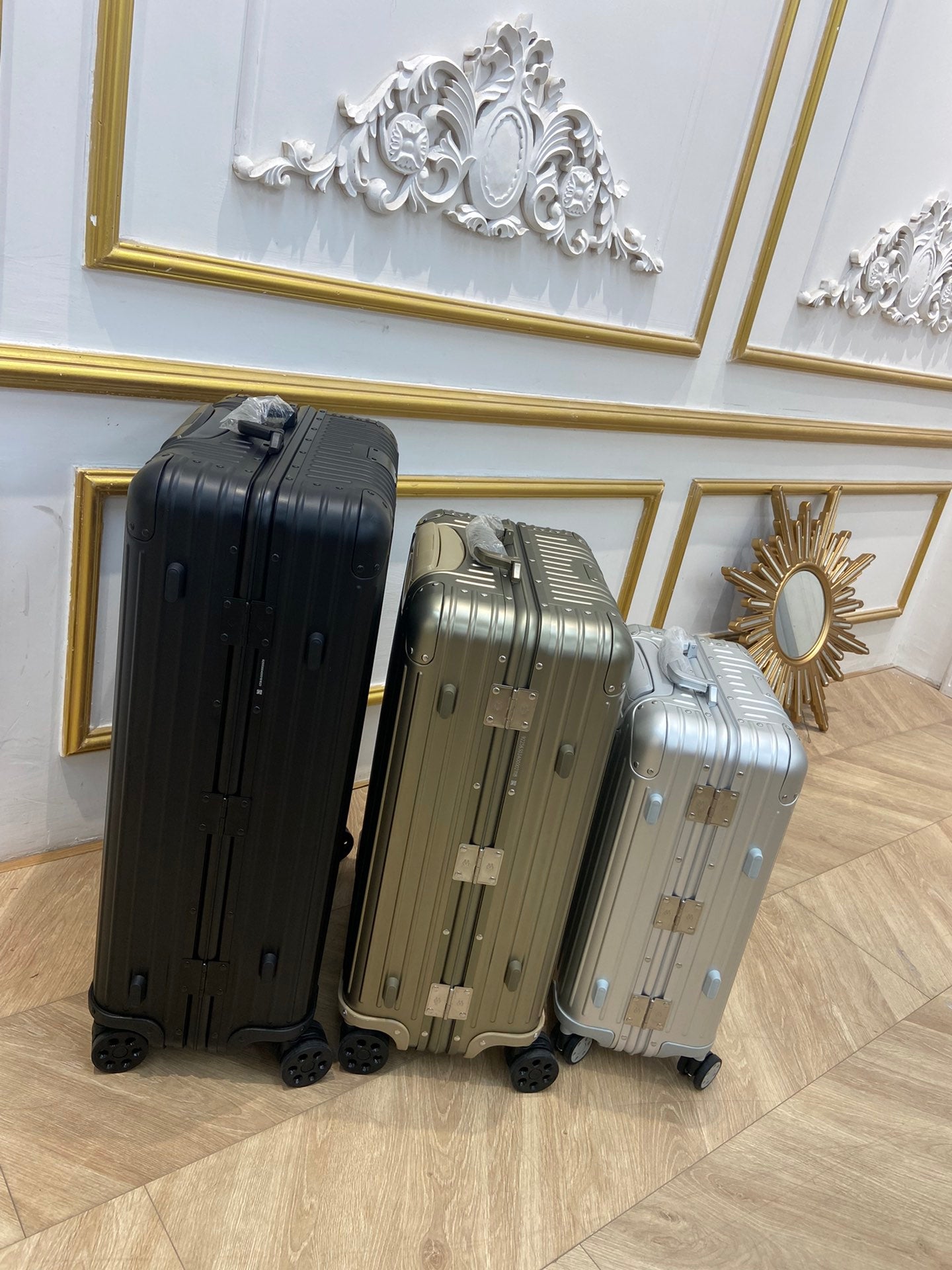 LuxluxHouse Best Quality Bags Luggage