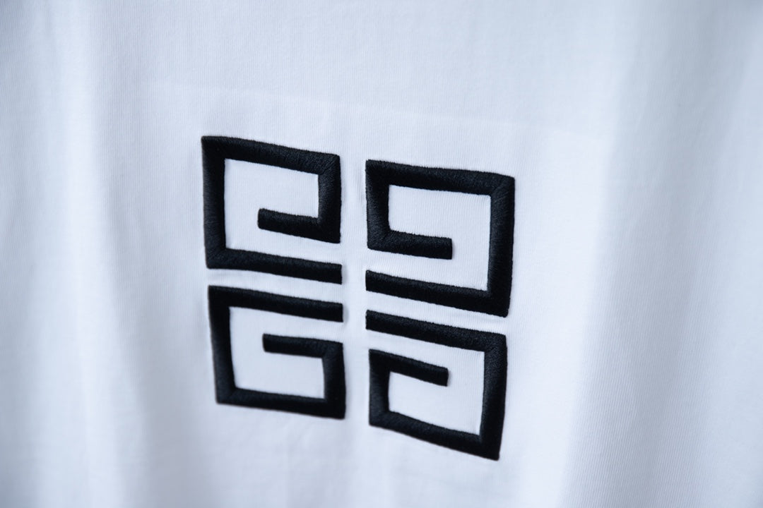 LuxluxHouse Best Quality Clothes Givenchy T-shirt