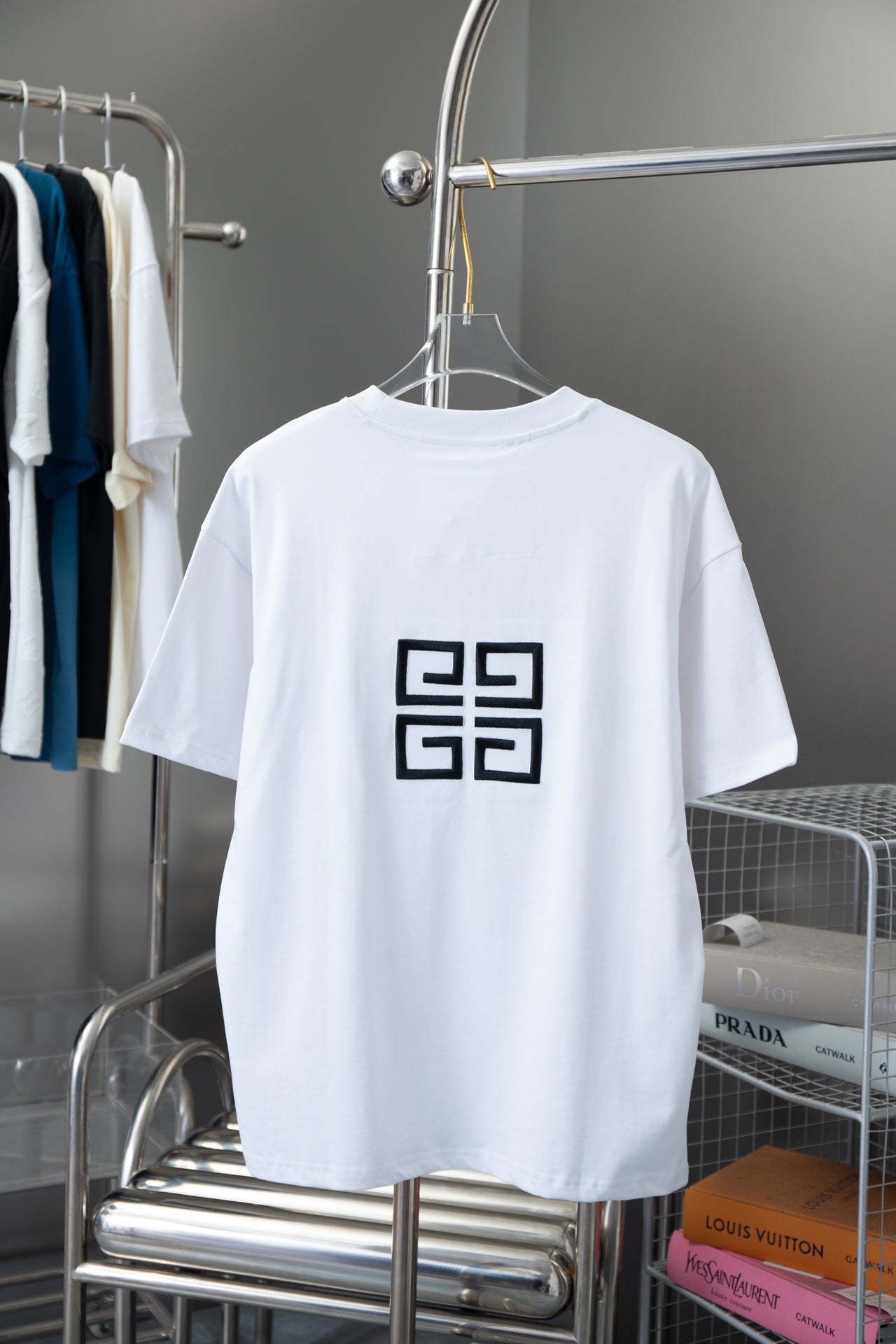 LuxluxHouse Best Quality Clothes Givenchy T-shirt