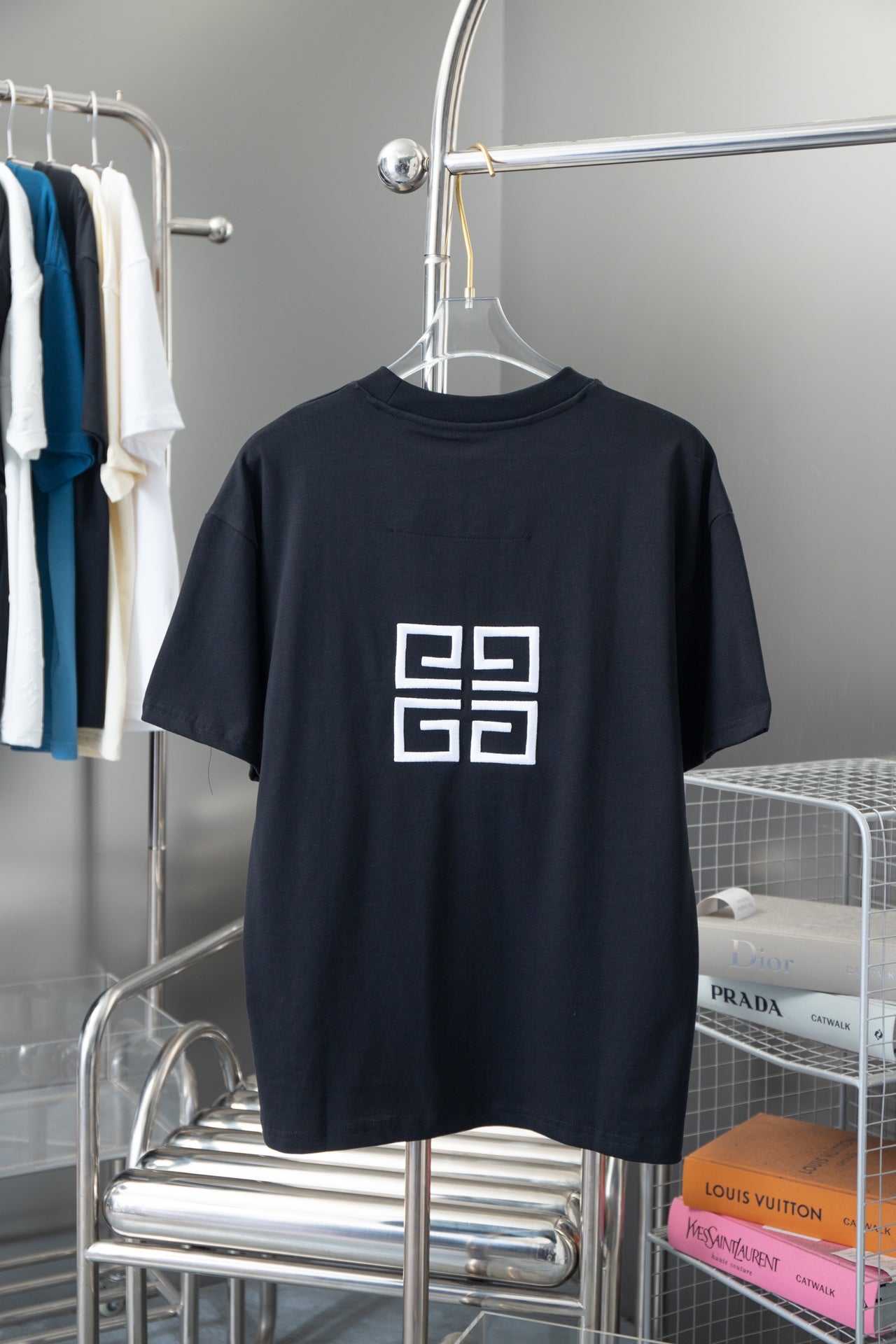 LuxluxHouse Best Quality Clothes Givenchy T-shirt