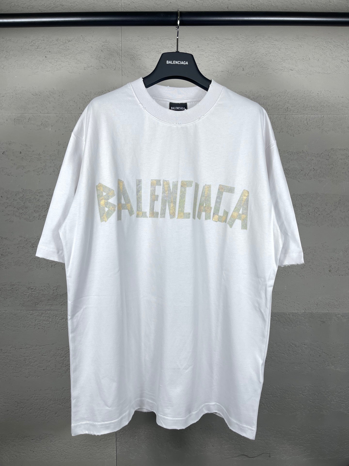 LuxluxHouse Balenciaga T-shirt NO.2