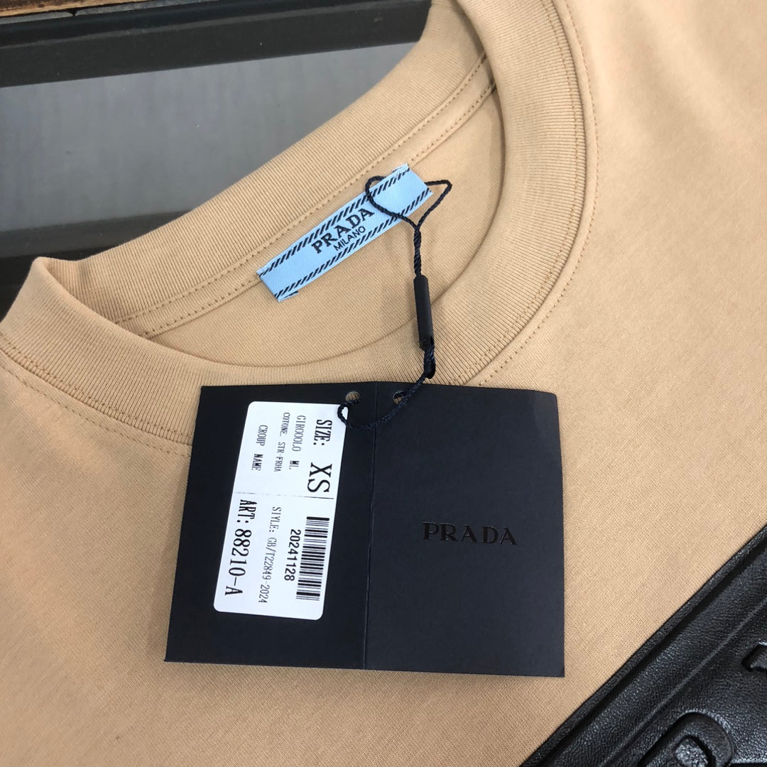LuxluxHouse Best Quality Clothes T-shirt Prada