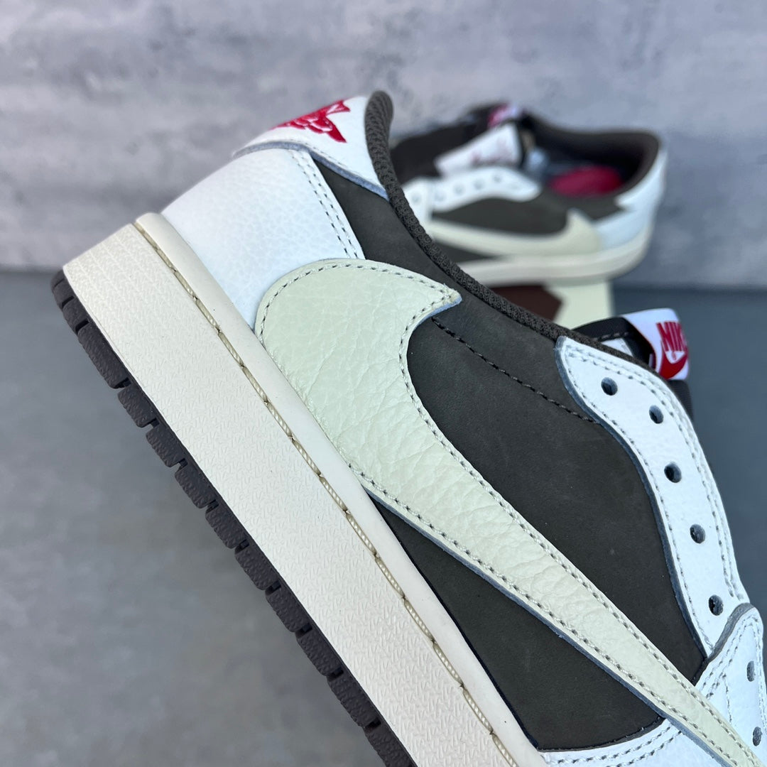 FQ Batch-Air Jordan 1  × Travis Scott “ Reverse Mocha”