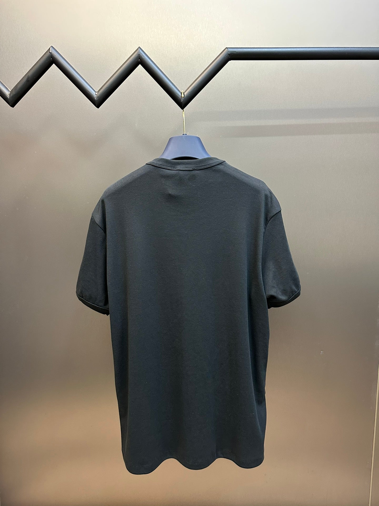 LuxluxHouse Best Quality Clothes T-shirt Prada