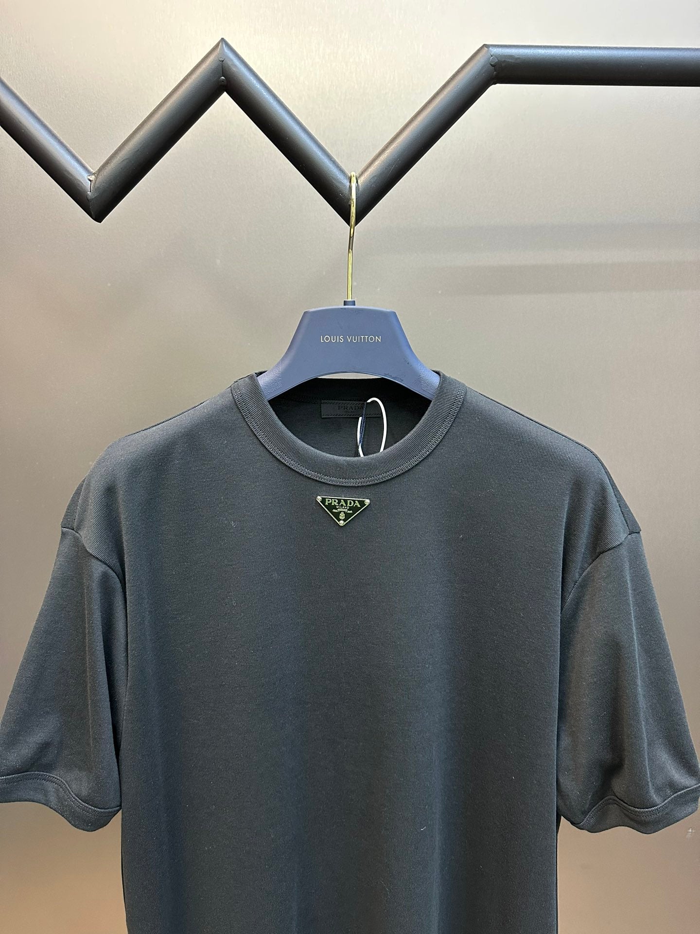 LuxluxHouse Best Quality Clothes T-shirt Prada