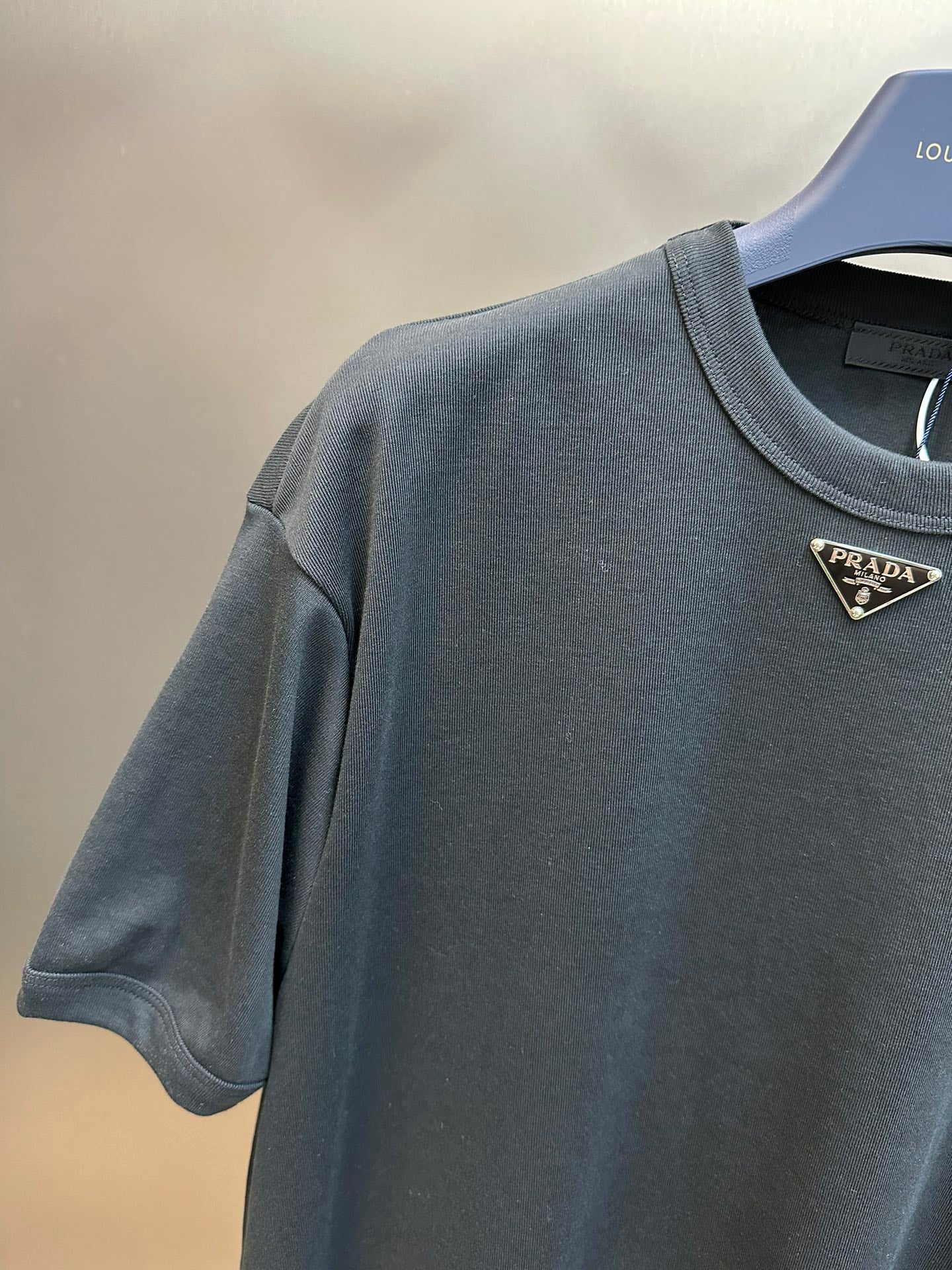 LuxluxHouse Best Quality Clothes T-shirt Prada