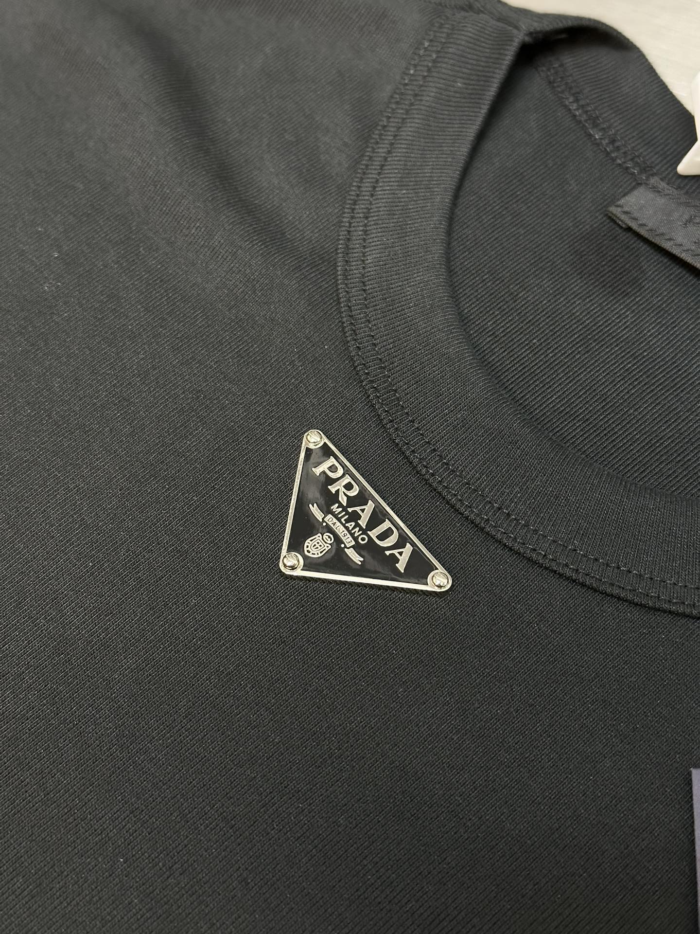 LuxluxHouse Best Quality Clothes T-shirt Prada