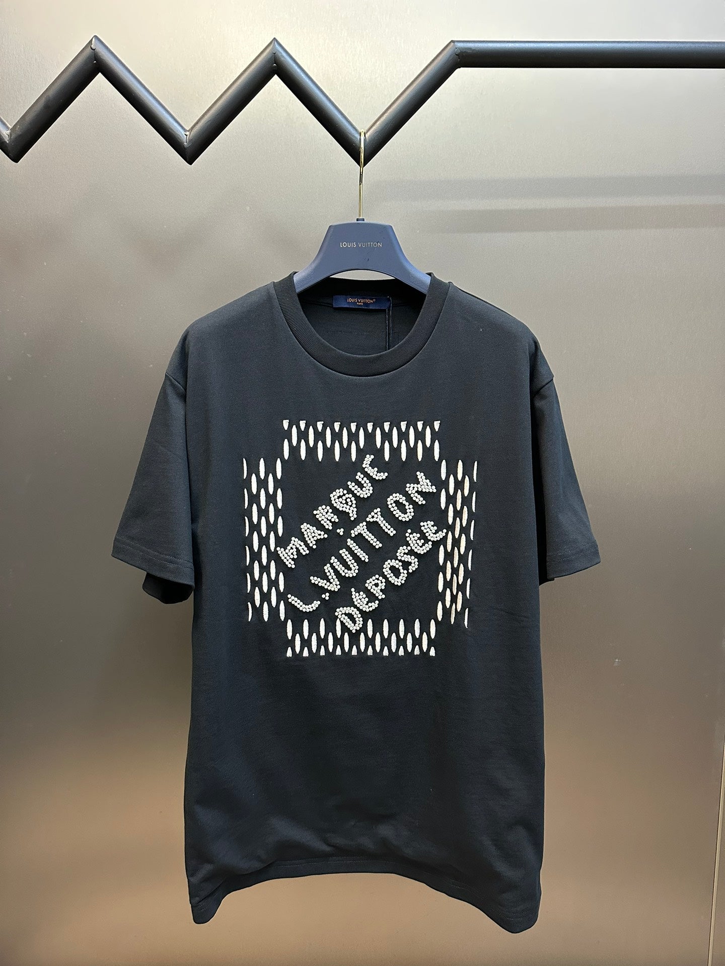 LuxluxHouse Louis Vuitton T-shirt NO.3