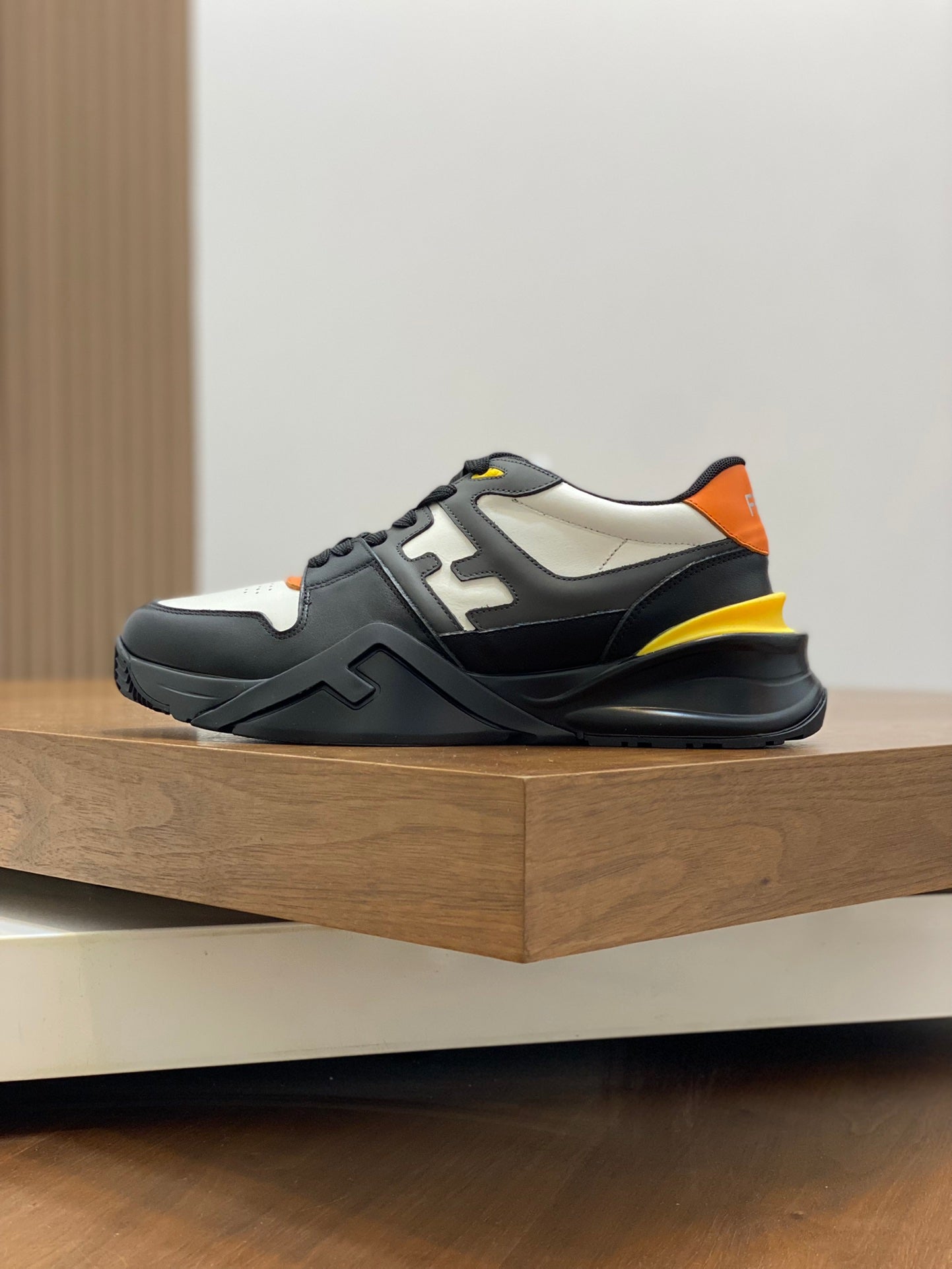 LuxluxHouse Best Quality Shoes Fendi