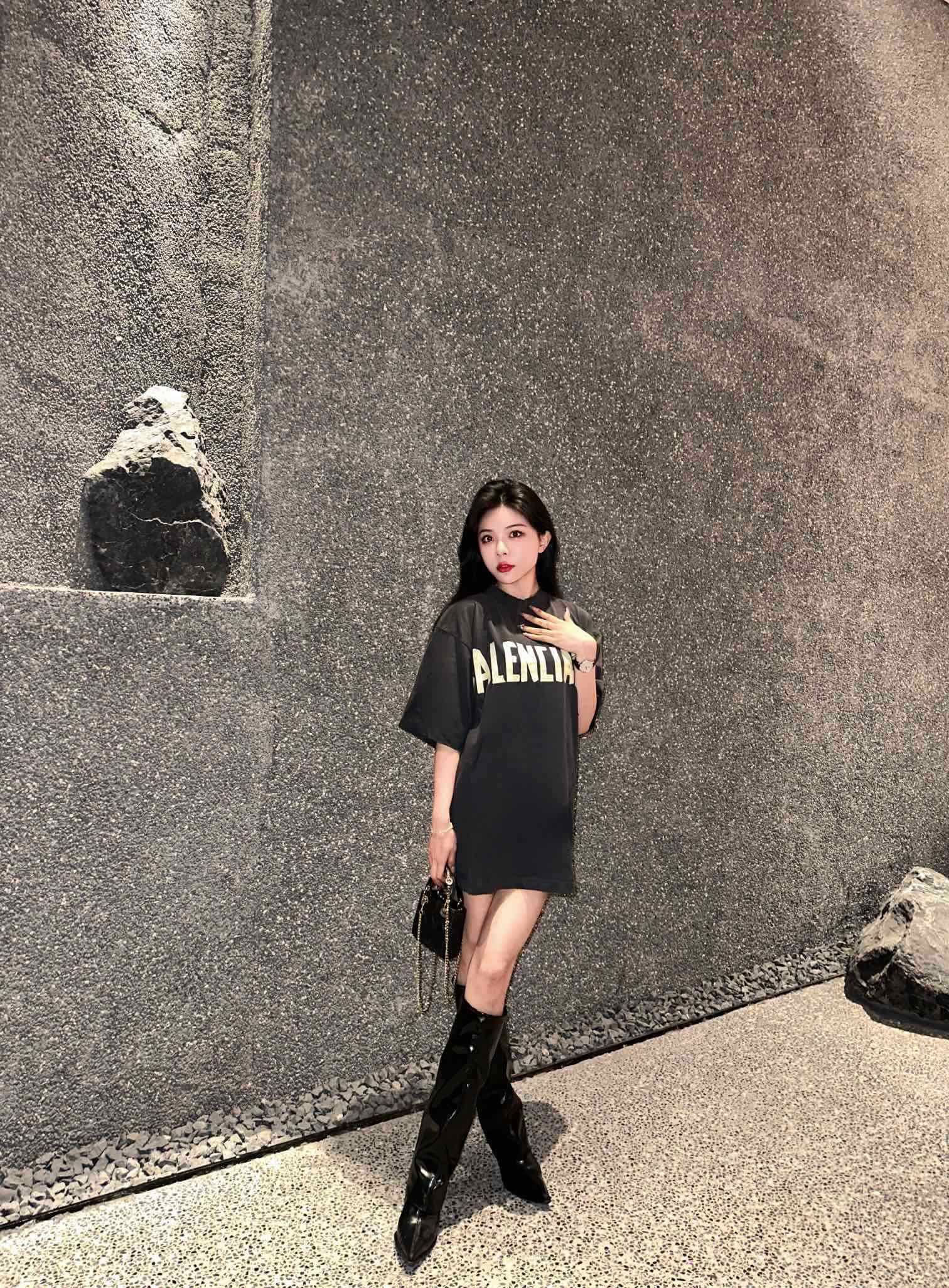 LuxluxHouse Best Quality Clothes Balenciaga T-shirt