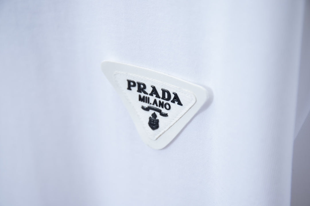 LuxluxHouse Best Quality Clothes T-shirt Prada
