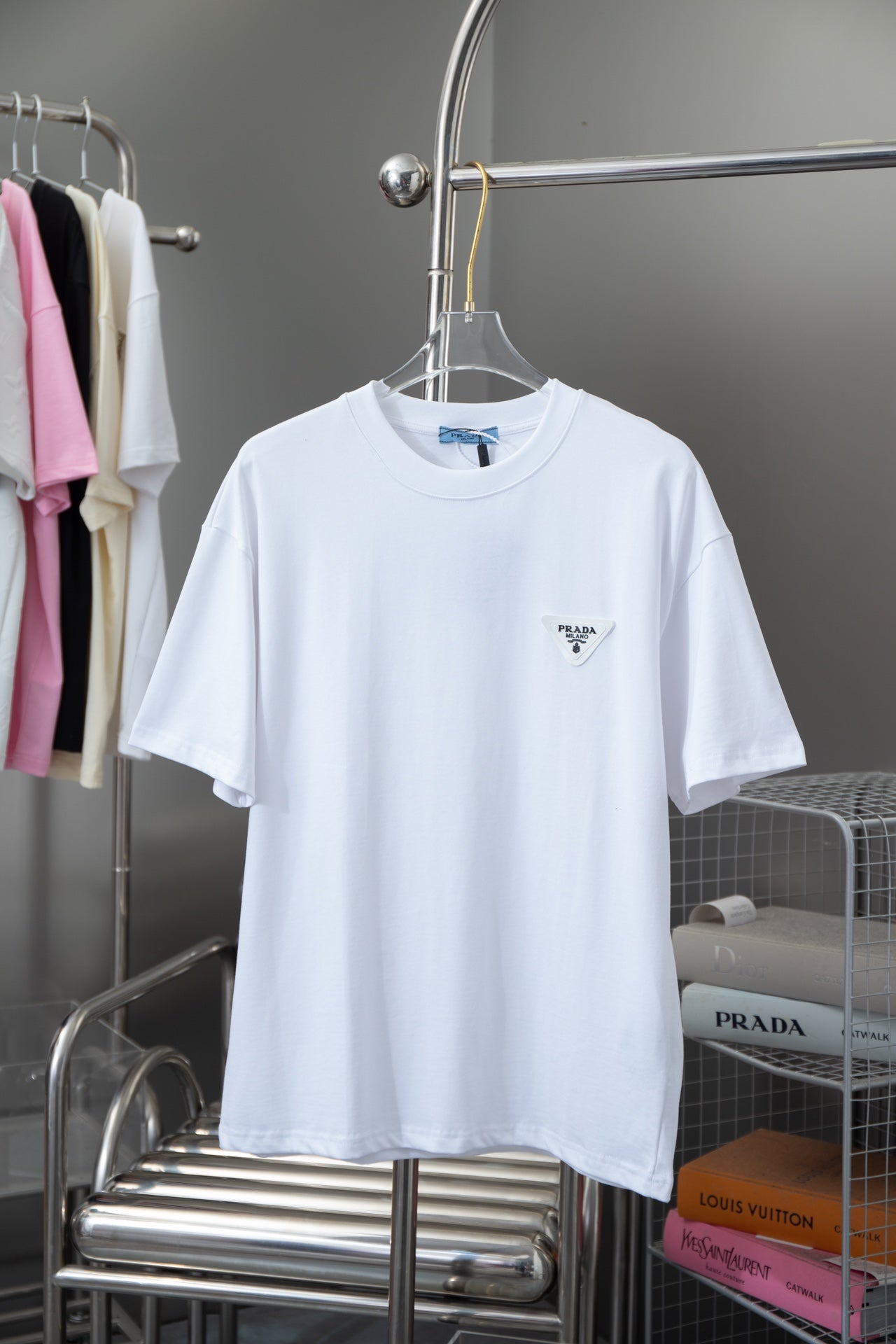 LuxluxHouse Best Quality Clothes T-shirt Prada