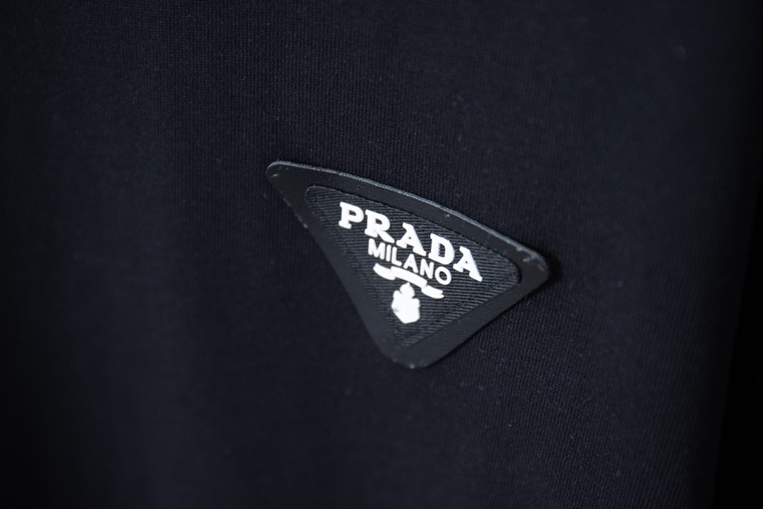 LuxluxHouse Best Quality Clothes T-shirt Prada