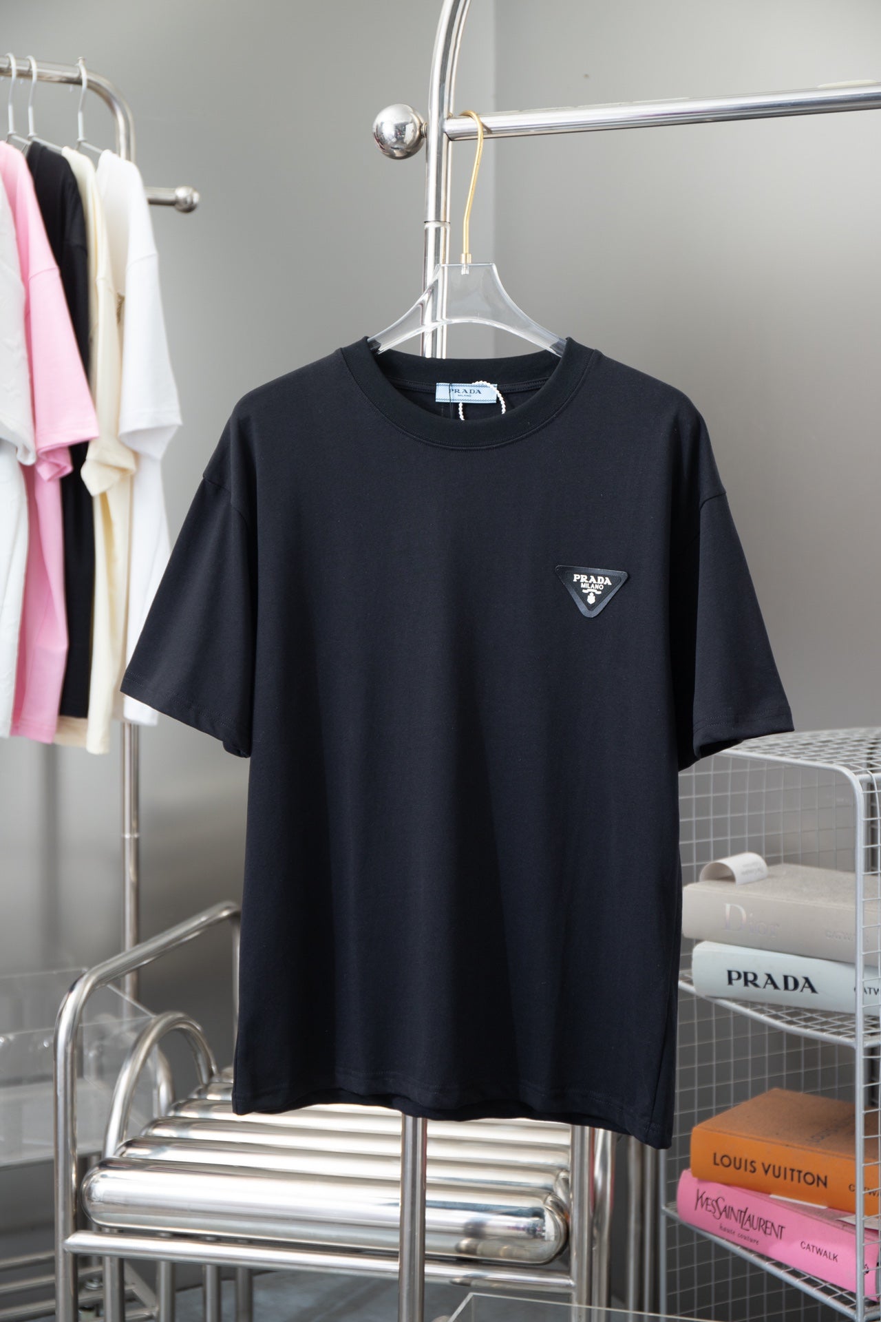 LuxluxHouse Best Quality Clothes T-shirt Prada