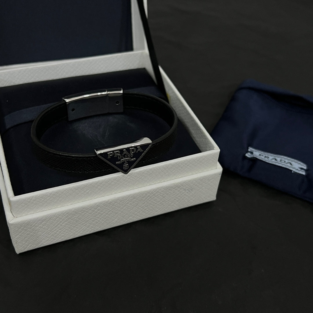 LuxluxHouse Best Quality Accessories Prada Prada