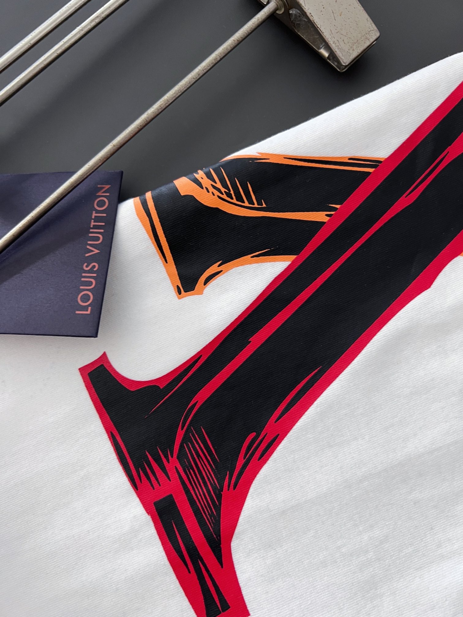 LuxluxHouse Best Quality Clothes T-shirt Louis Vuitton