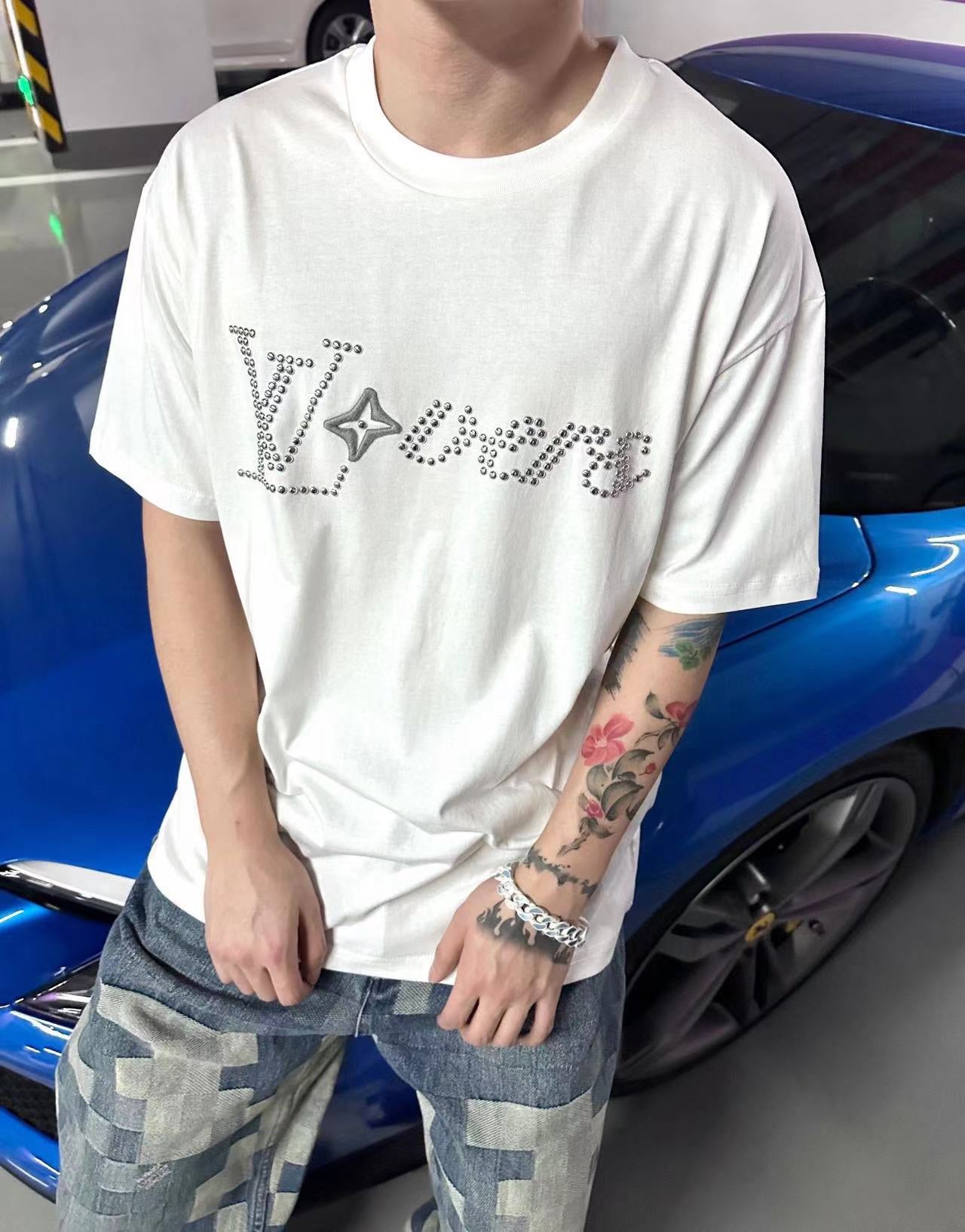 LuxluxHouse Best Quality Clothes T-shirt Louis Vuitton