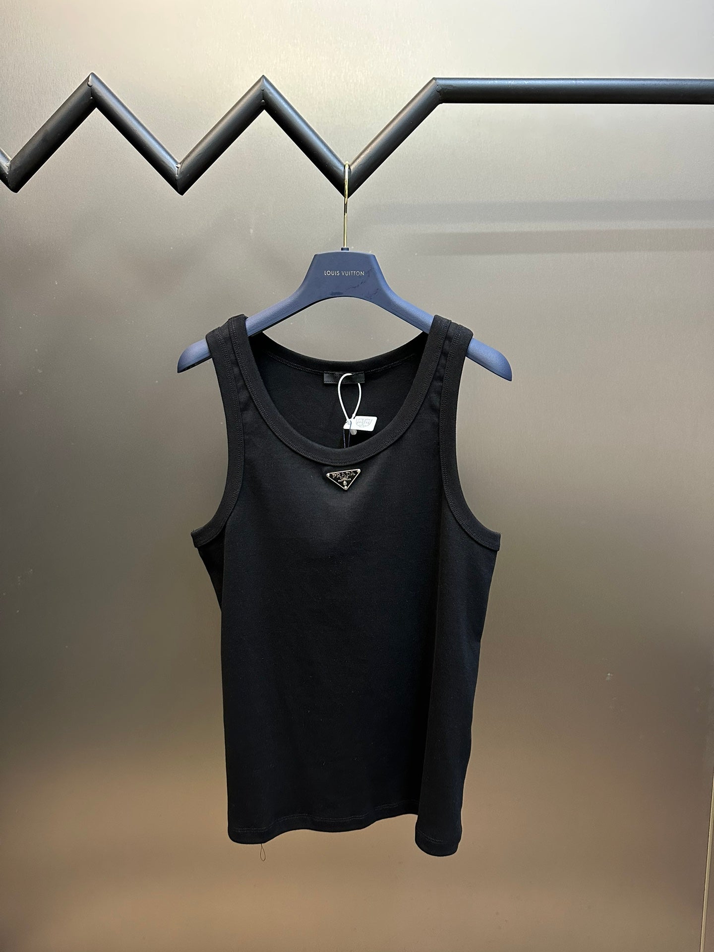 LuxluxHouse Best Quality Clothes T-shirt Prada