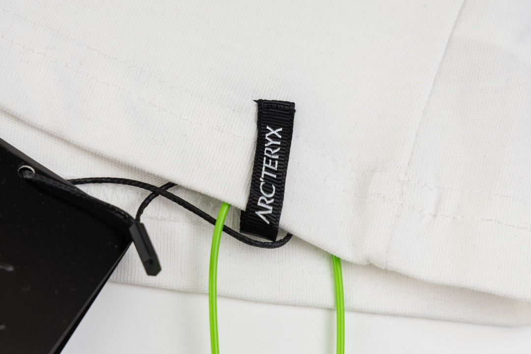 LuxluxHouse Best Quality Clothes T-shirt Arcteryx