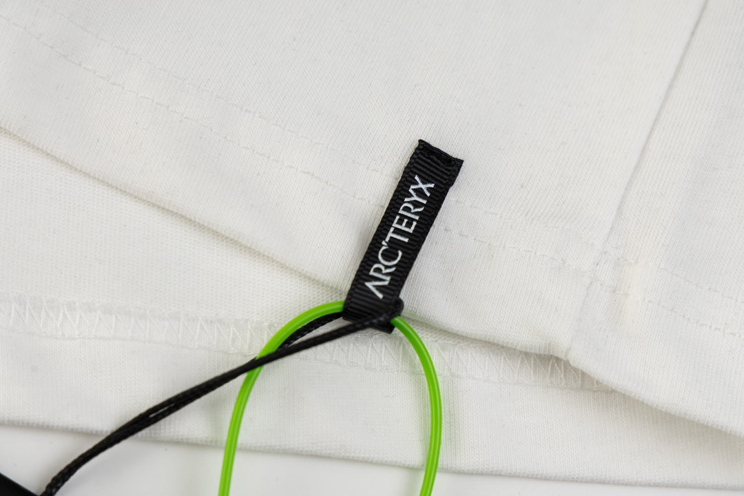 LuxluxHouse Best Quality Clothes T-shirt Arcteryx