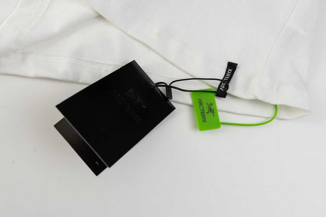 LuxluxHouse Best Quality Clothes T-shirt Arcteryx