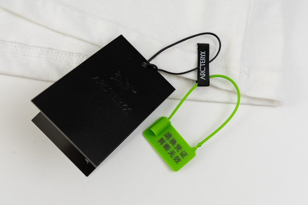 LuxluxHouse Best Quality Clothes T-shirt Arcteryx