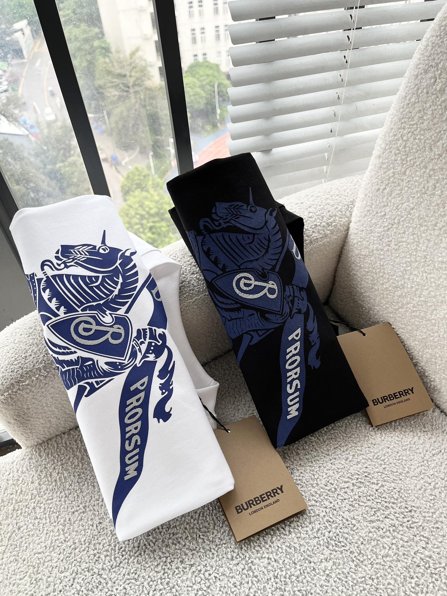 LuxluxHouse Best Quality Clothes Burberry T-shirt