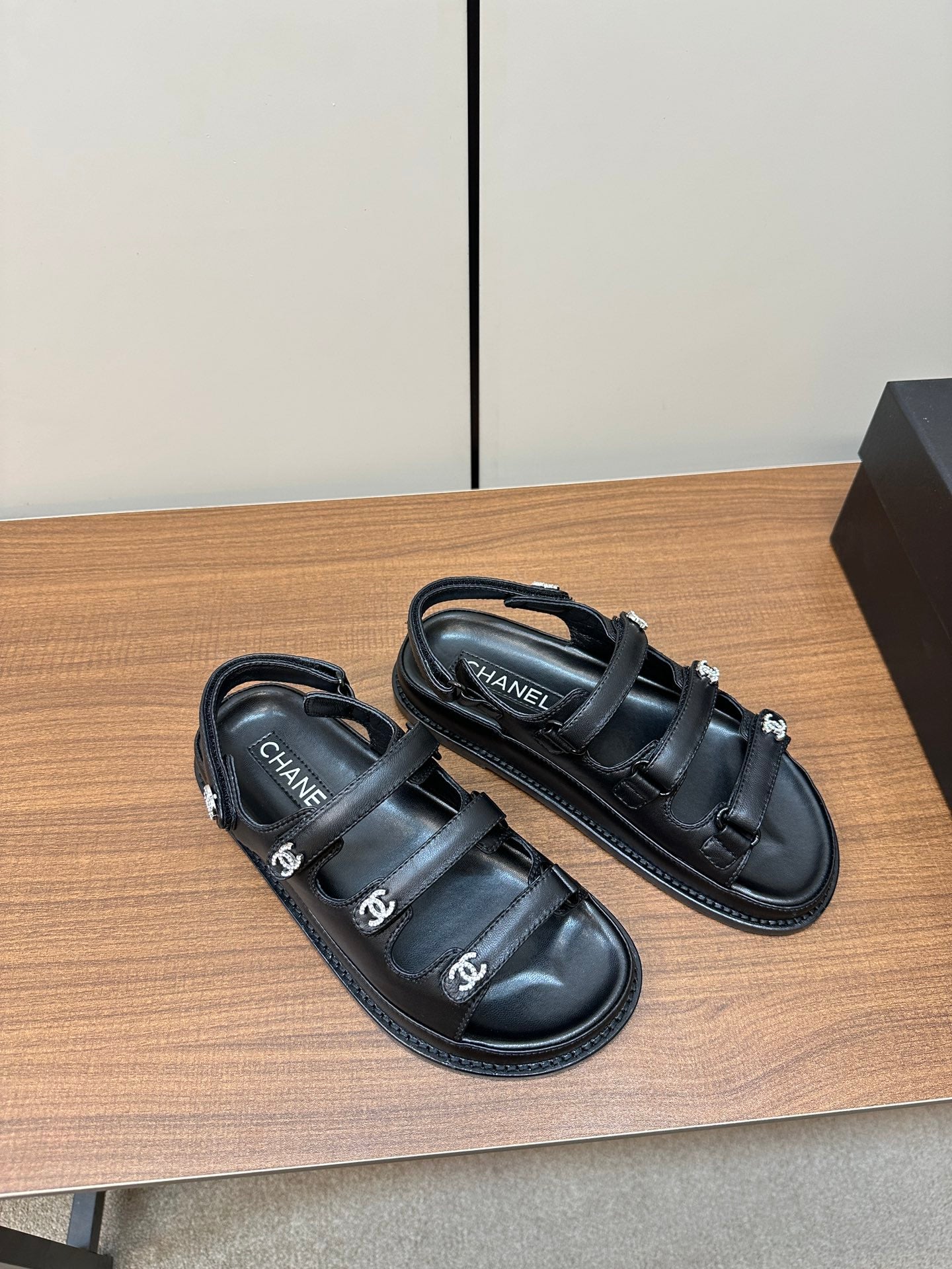 LuxluxHouse Best Quality Chanel Sandals
