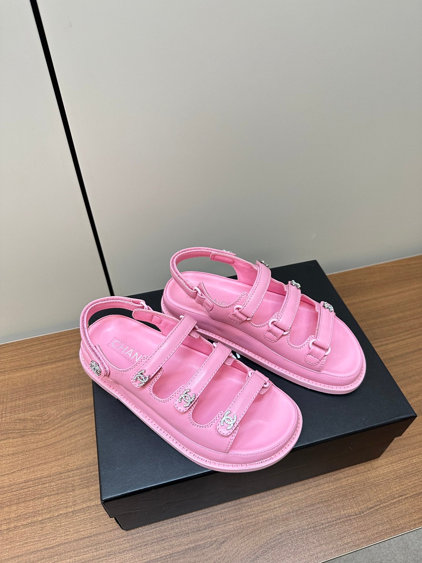 LuxluxHouse Best Quality Chanel Sandals