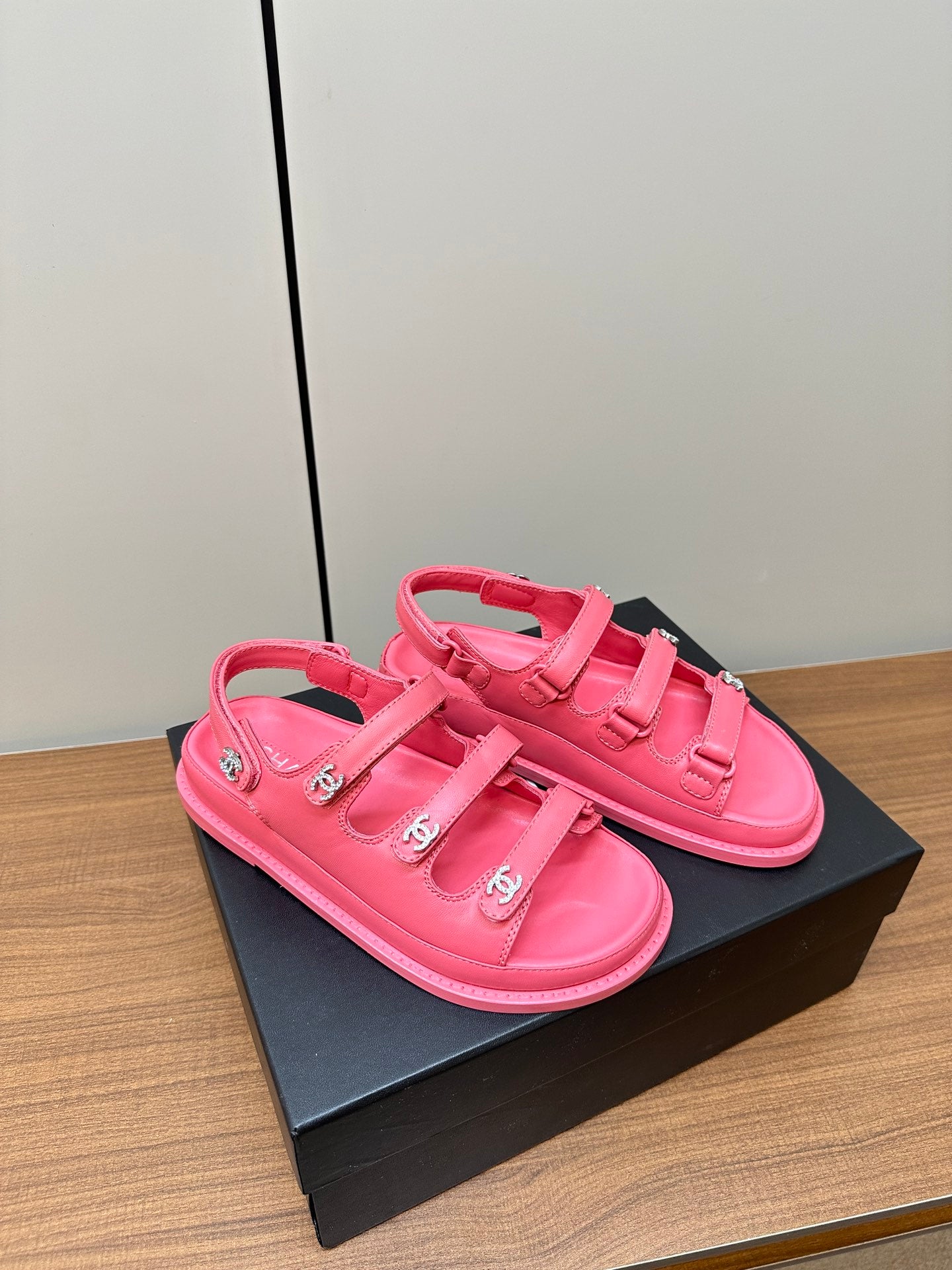 LuxluxHouse Best Quality Chanel Sandals