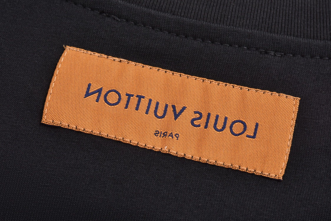 LuxluxHouse Best Quality Clothes T-shirt Louis Vuitton