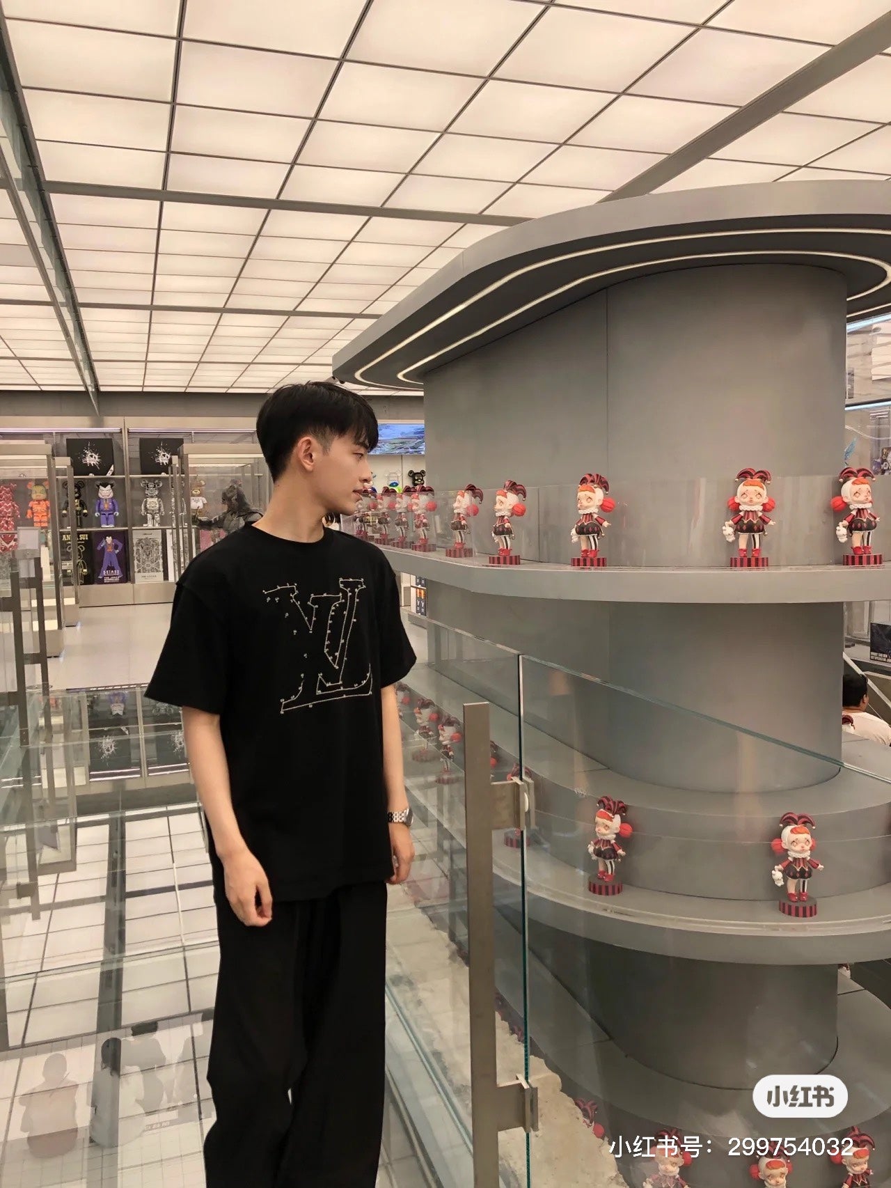 LuxluxHouse Best Quality Clothes T-shirt Louis Vuitton