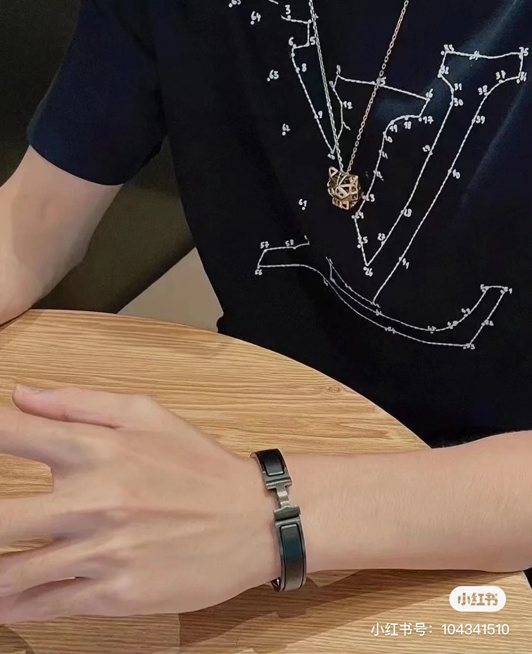 LuxluxHouse Best Quality Clothes T-shirt Louis Vuitton