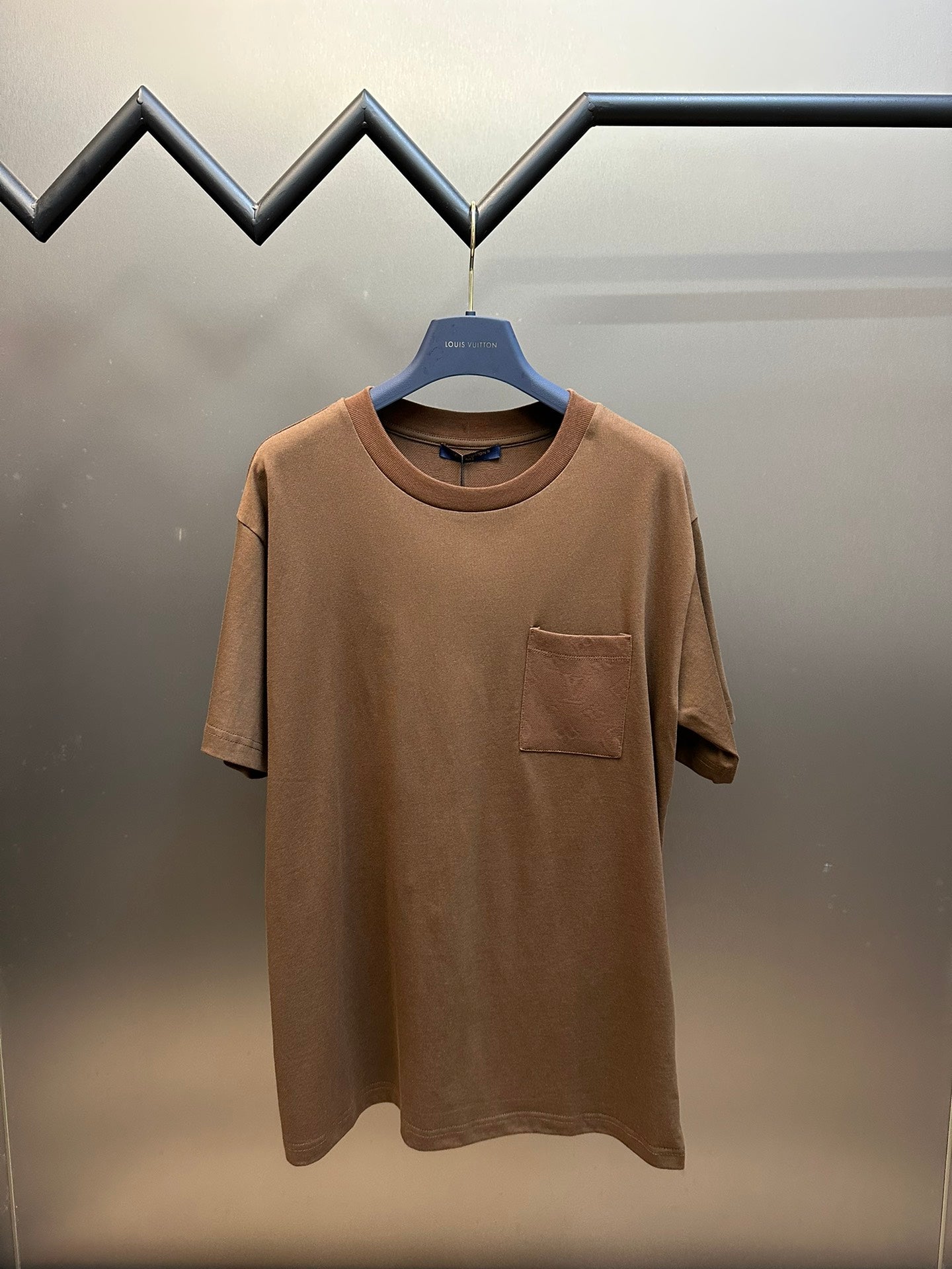 LuxluxHouse Louis Vuitton T-shirt NO.3