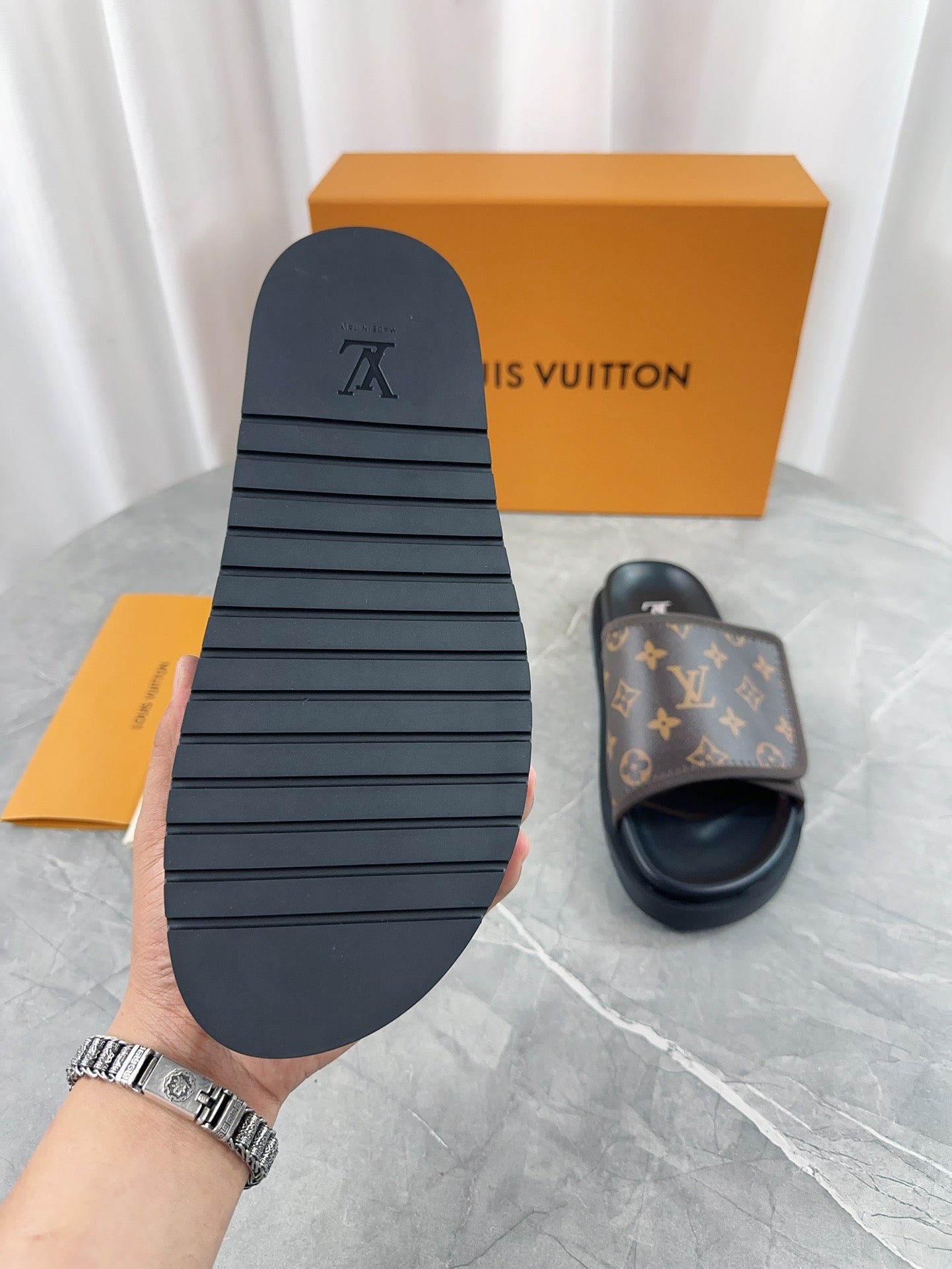 LuxluxHouse Best Quality Sandals Louis Vuitton