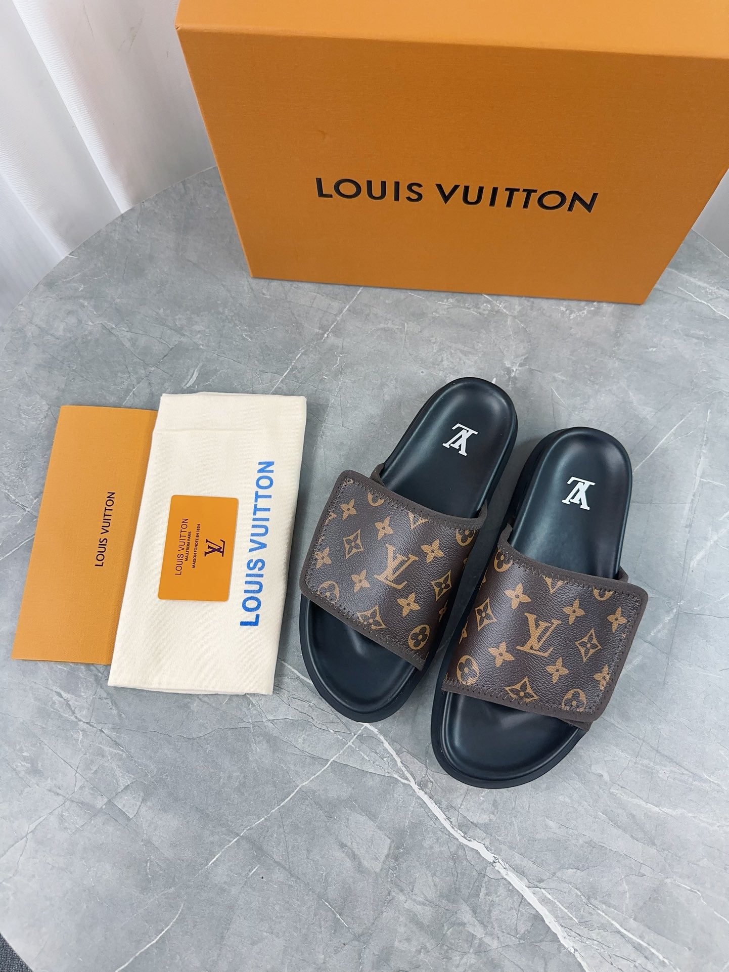 LuxluxHouse Best Quality Sandals Louis Vuitton