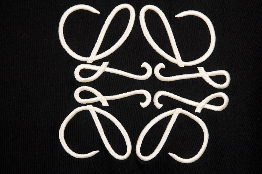 LuxluxHouse Best Quality Clothes T-shirt Loewe