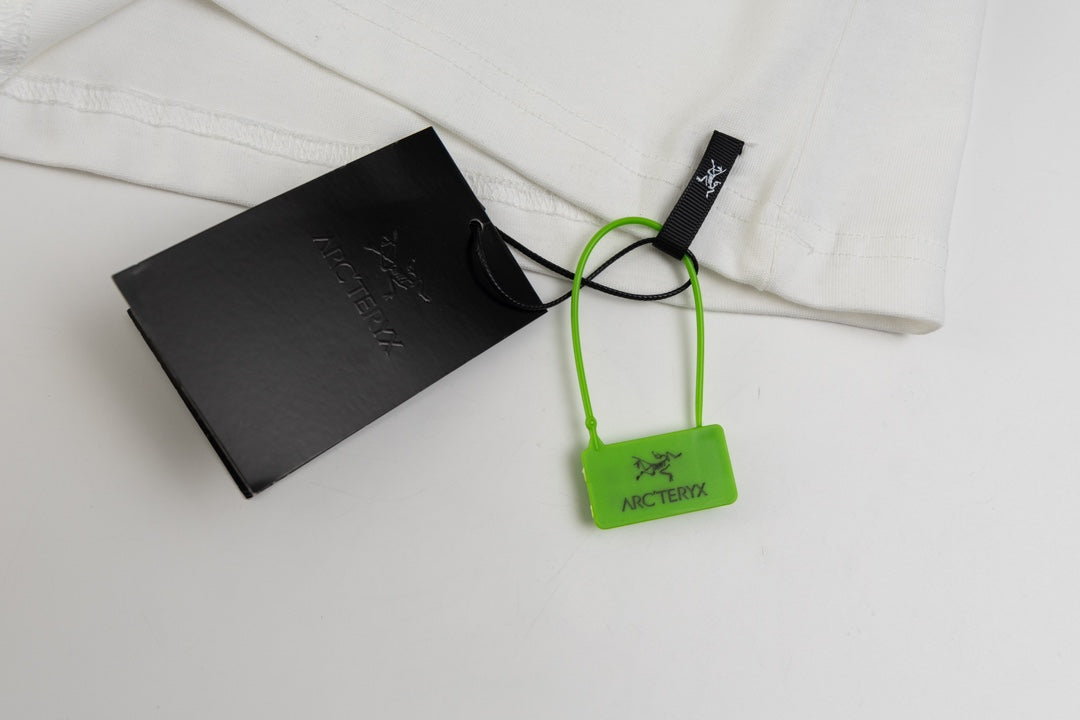 LuxluxHouse Best Quality Clothes T-shirt Arcteryx