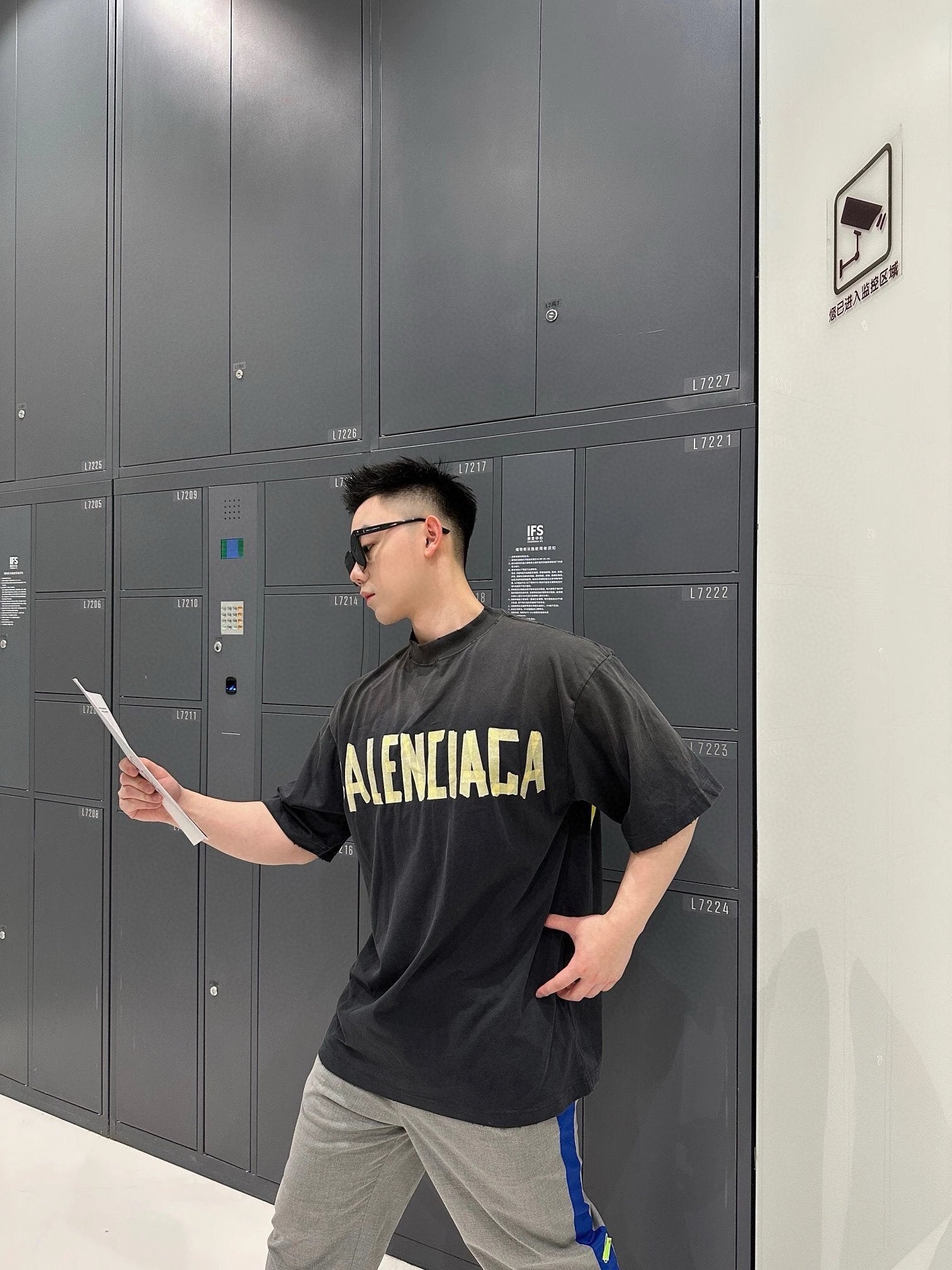 LuxluxHouse Best Quality Clothes Balenciaga T-shirt