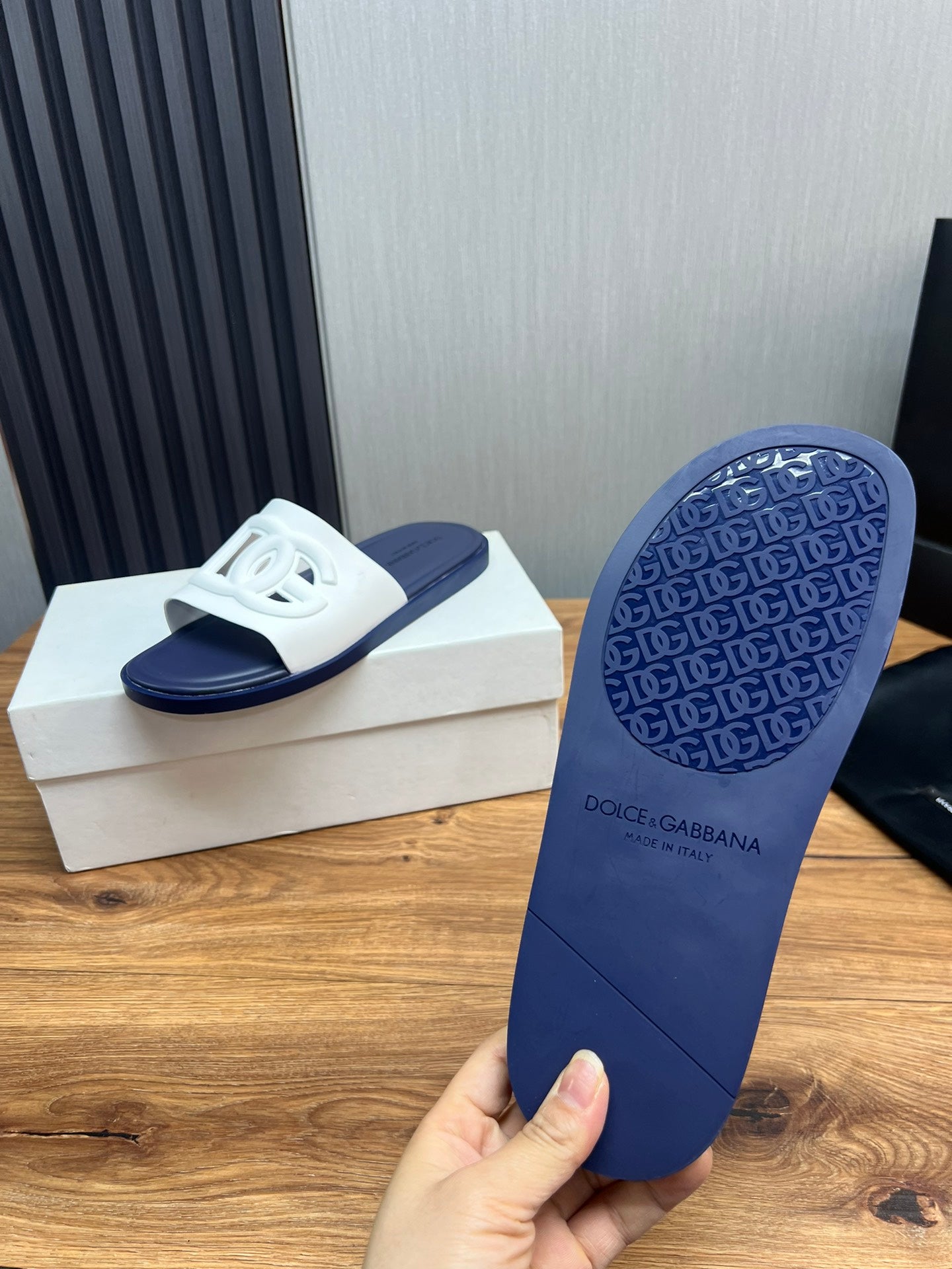 LuxluxHouse Best Quality Sandals Dolce & Gabbana