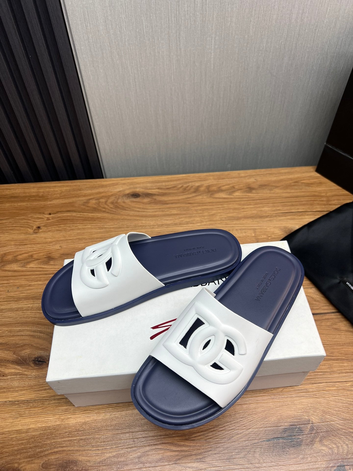 LuxluxHouse Best Quality Sandals Dolce & Gabbana