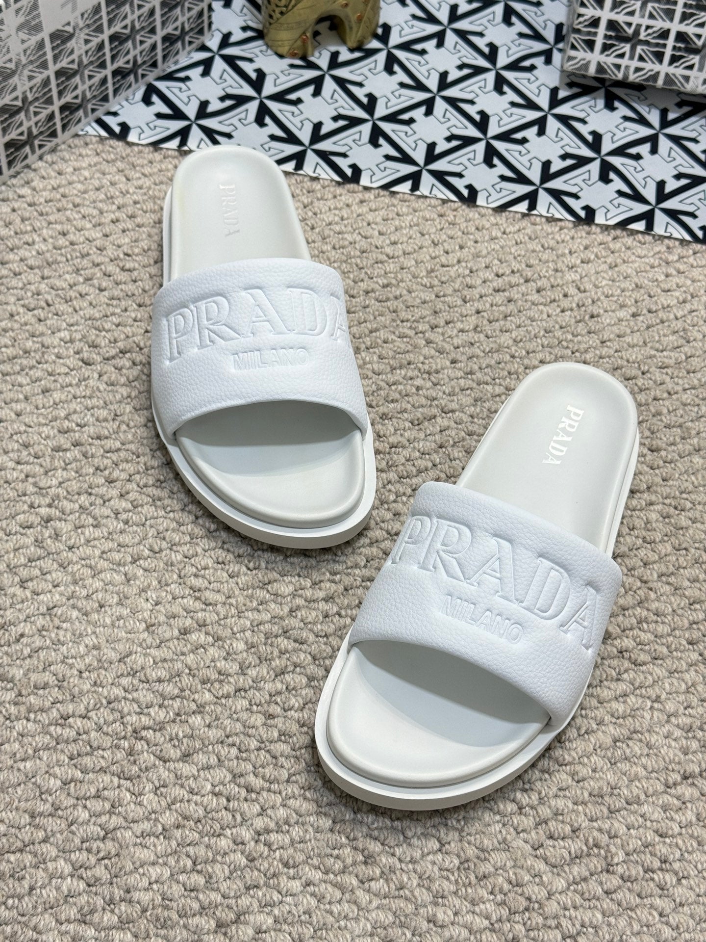 LuxluxHouse Best Quality Sandals Prada