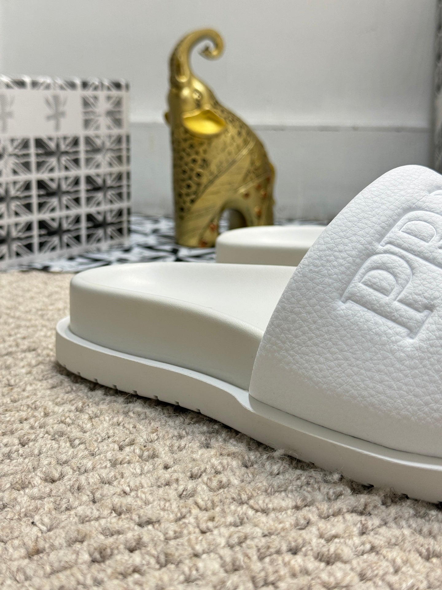 LuxluxHouse Best Quality Sandals Prada