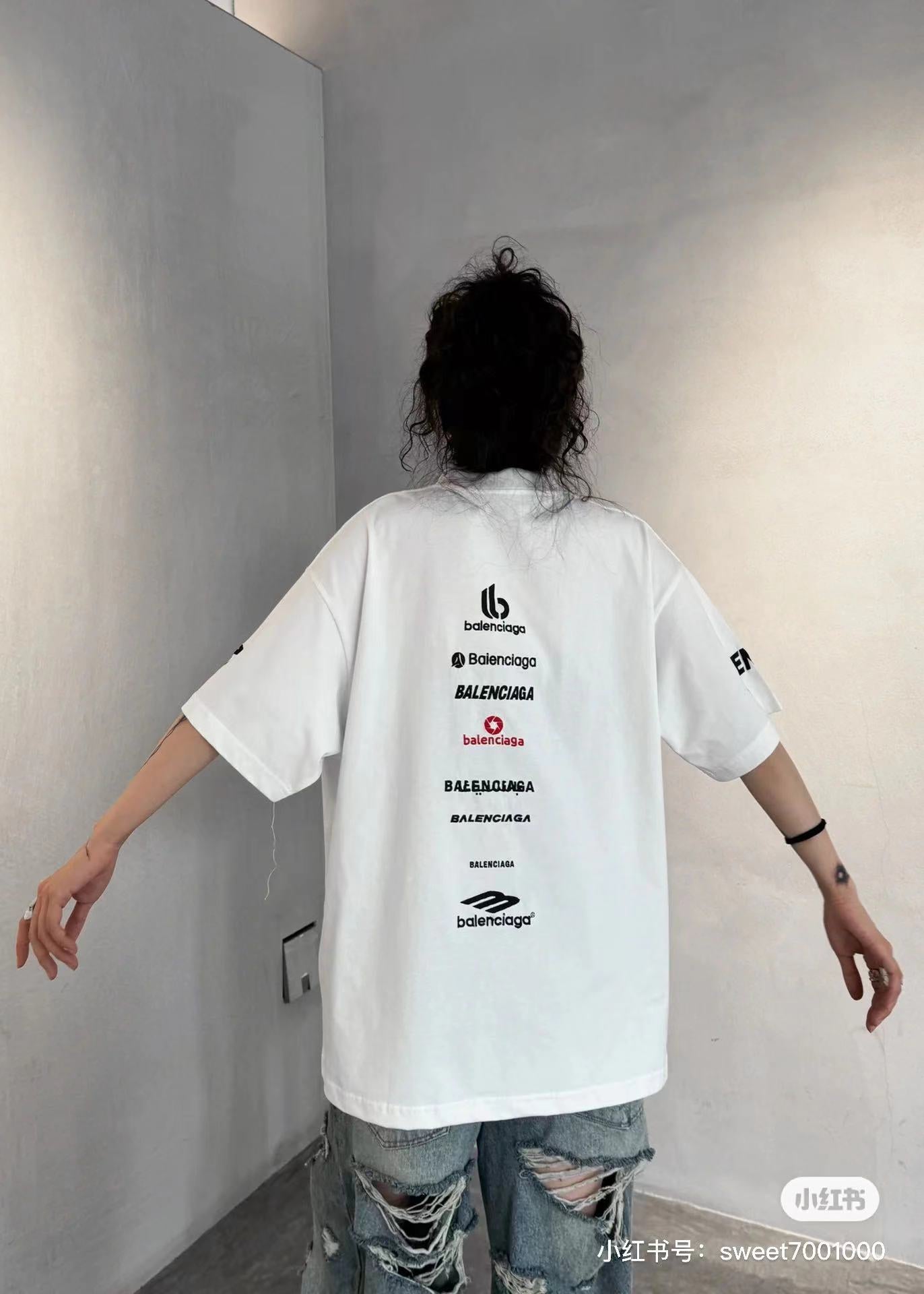 LuxluxHouse Best Quality Clothes Balenciaga T-shirt